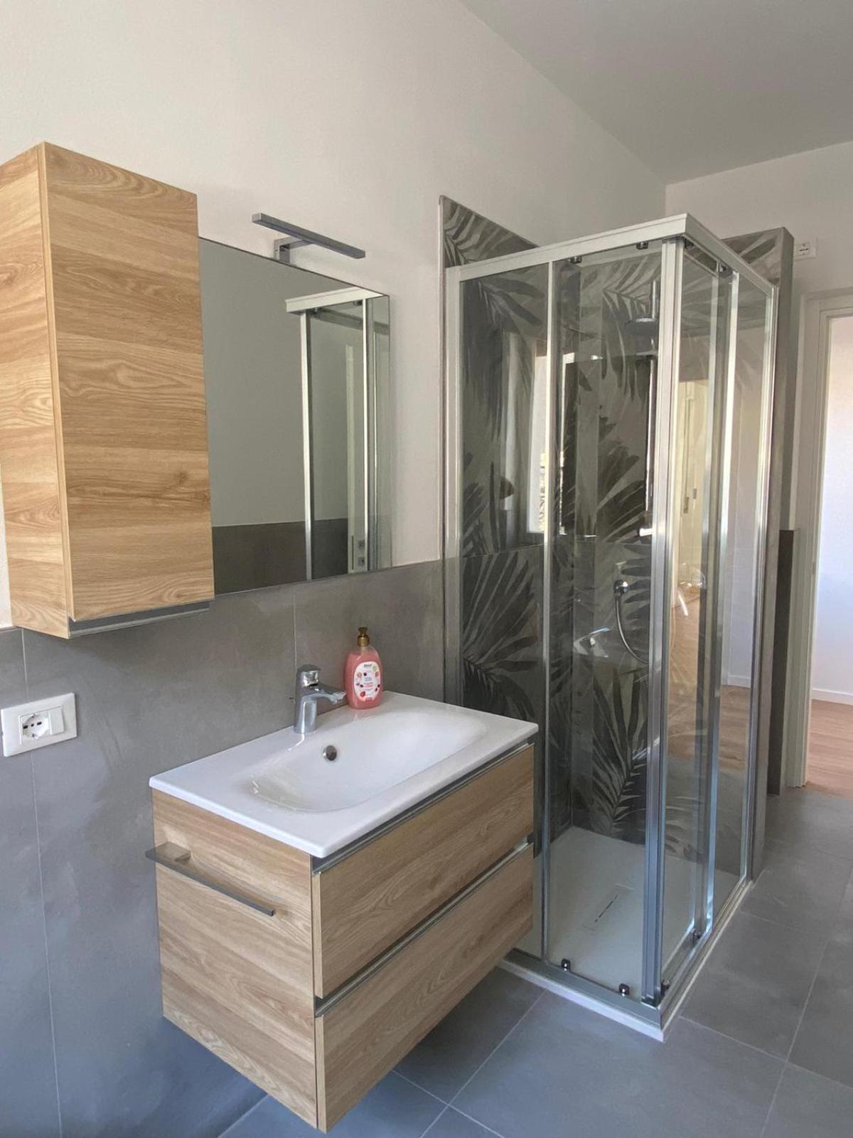 The Swan - Composed By 2 Apartment Mandello del Lario