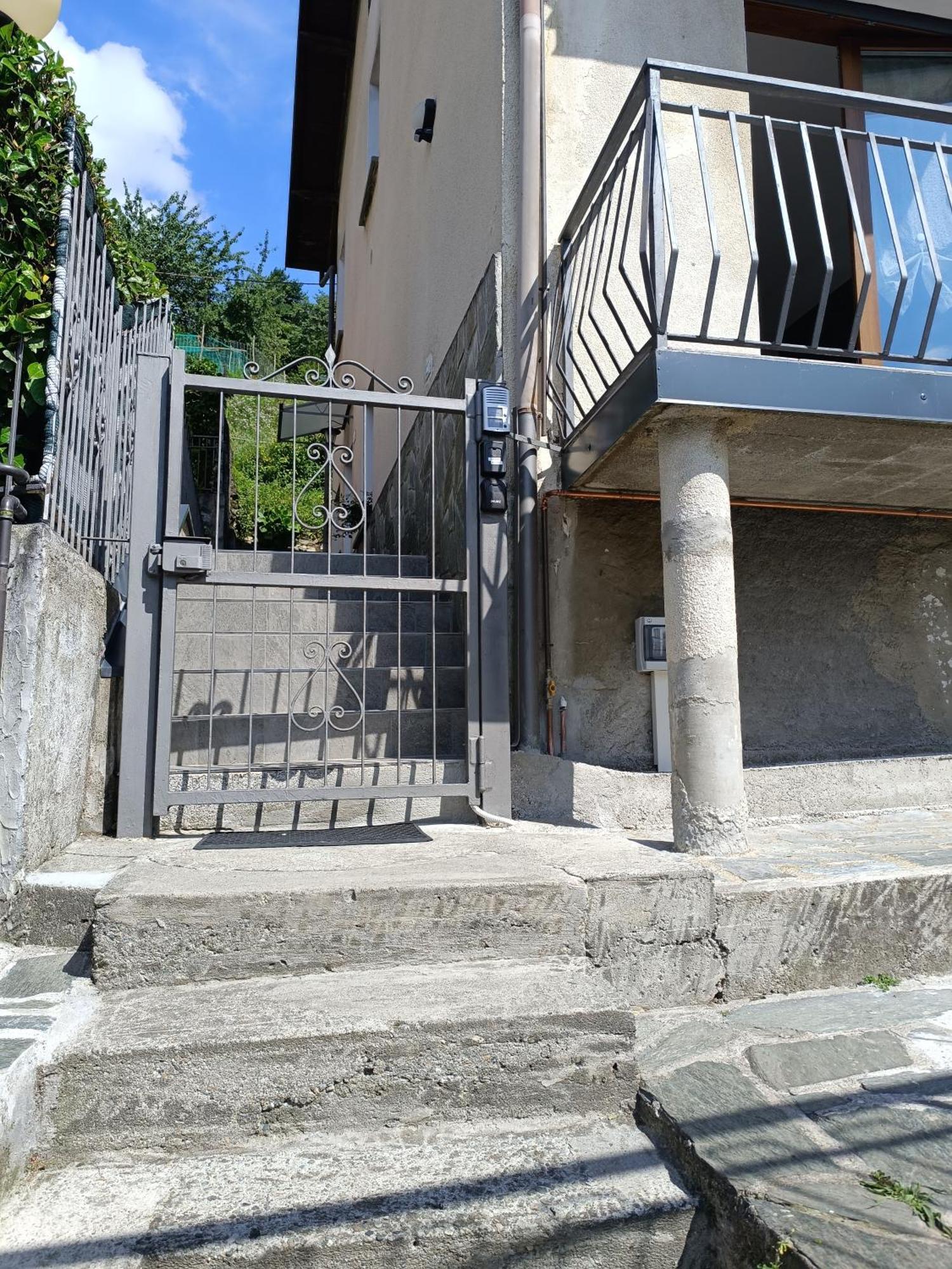 Dudi Jolie Maison - Jacuzzi Apartment Lezzeno