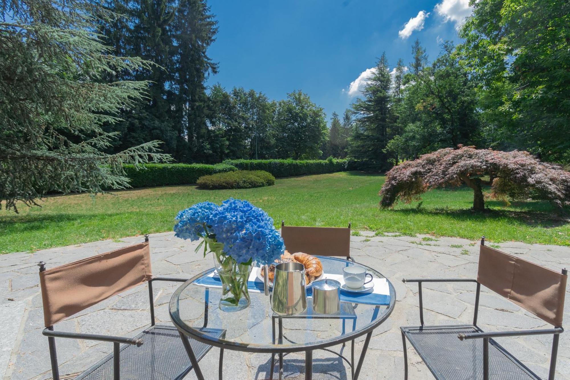 Riva With Pool & Garden By Rent All Como * Bellagio