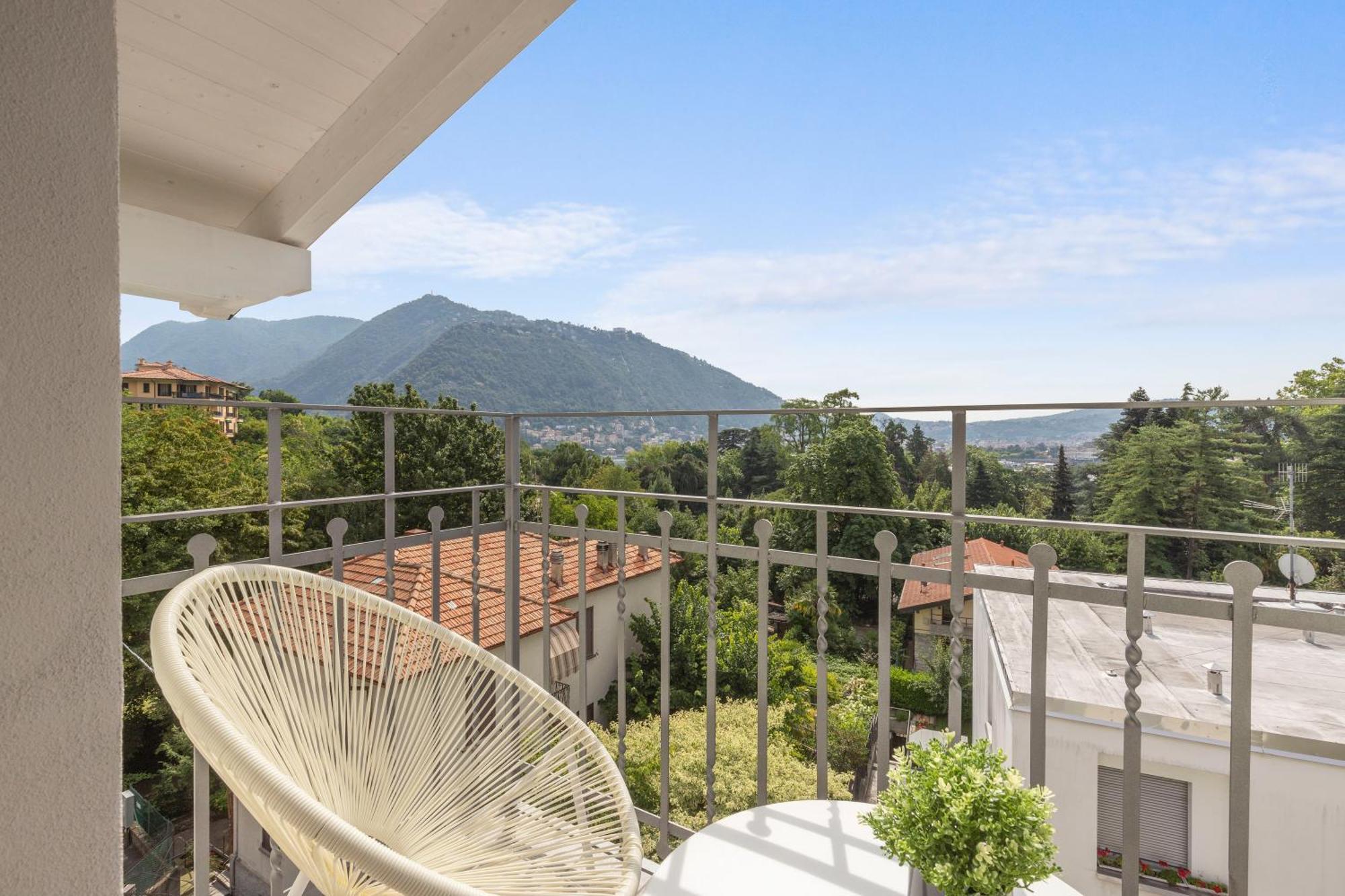 Apartment Olmo Como