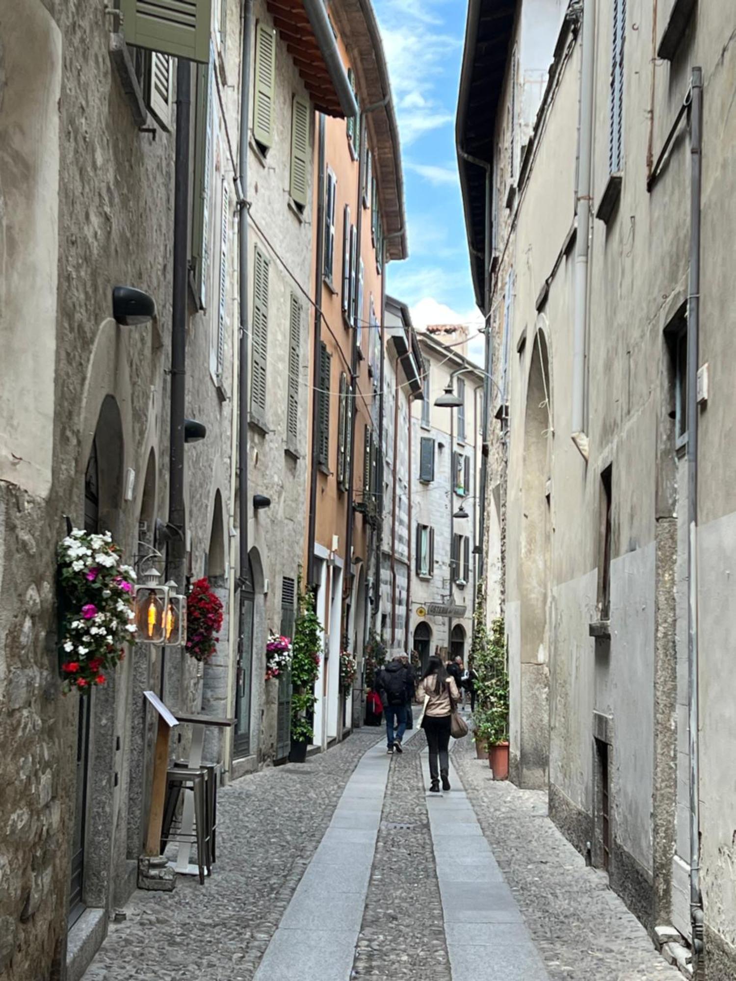 Appartamento Blue Sapphire Cozy Flat In Center Of City