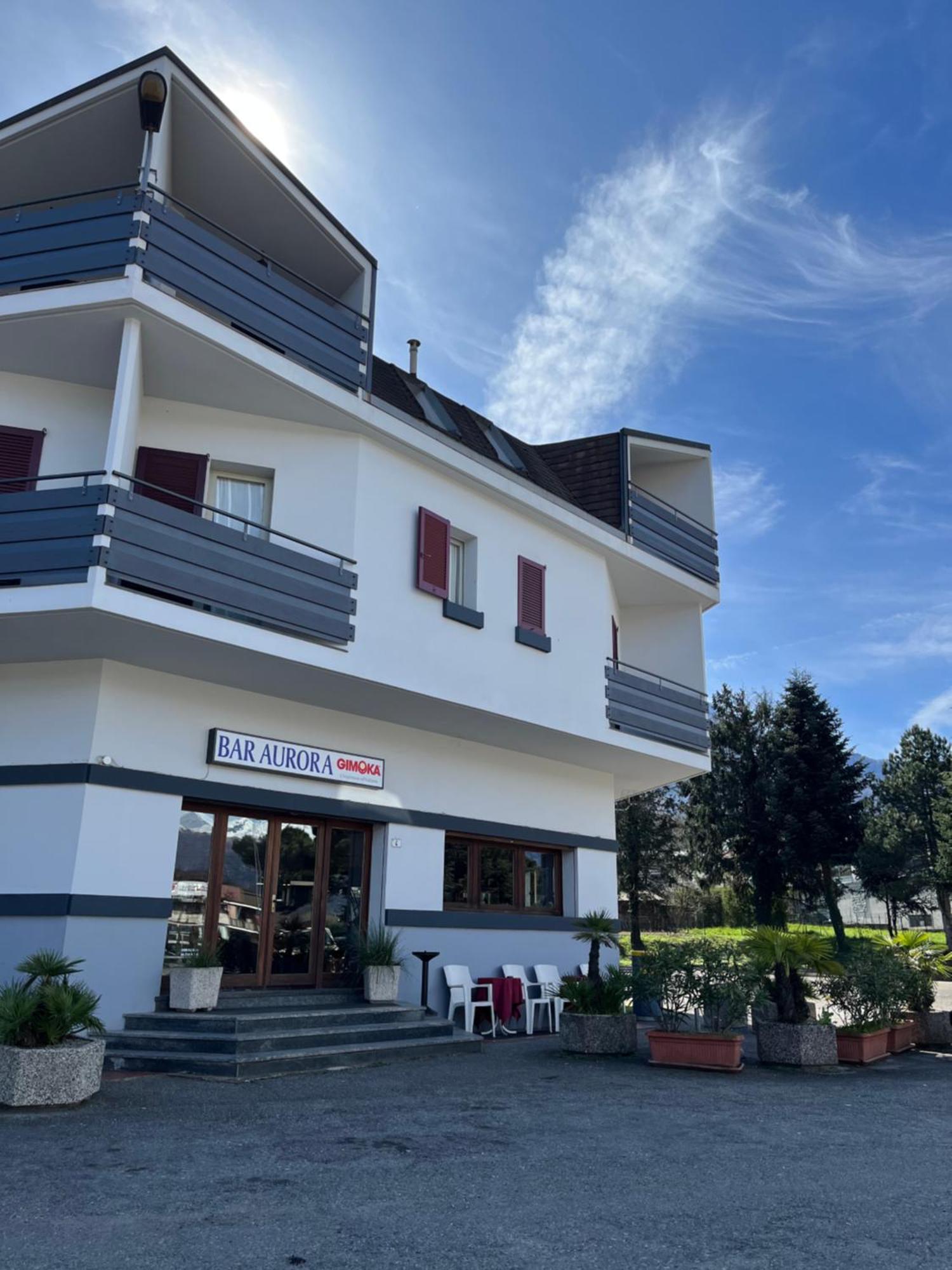 Hotel Aurora *