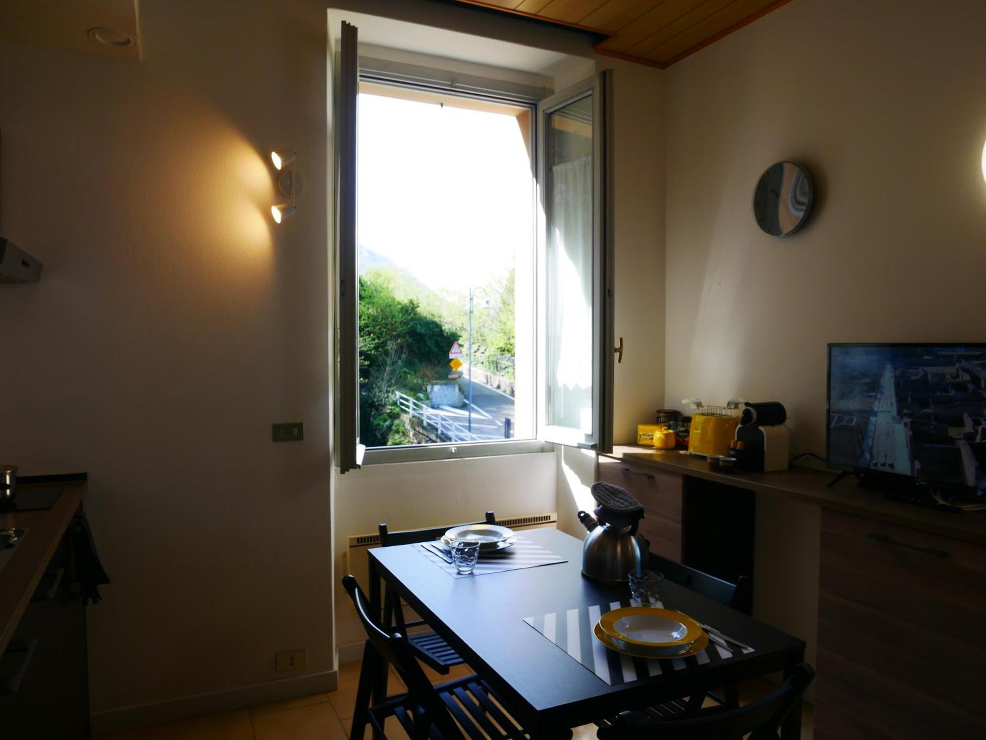 La Riva * Perledo