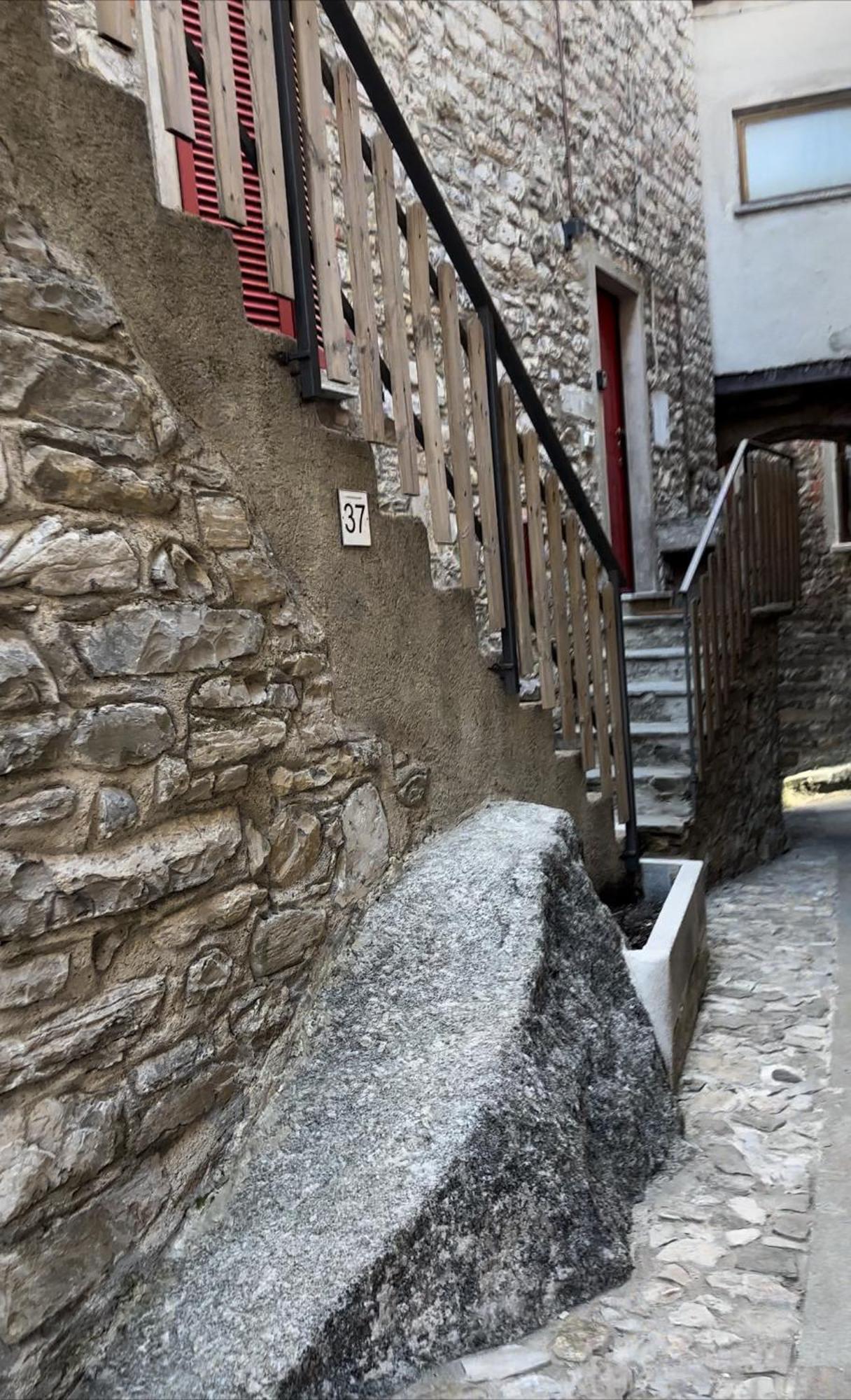 New Stone House View - 2 Apartment Lezzeno