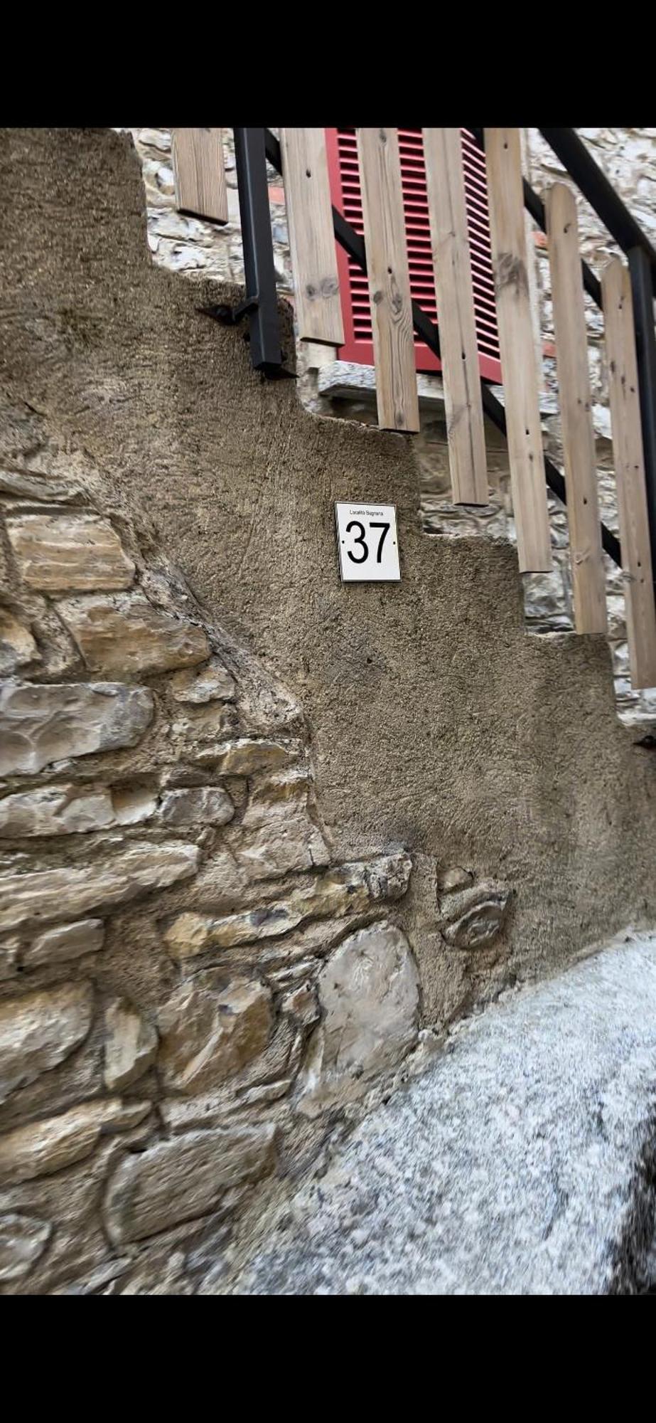 New Stone House View - 2 Lezzeno