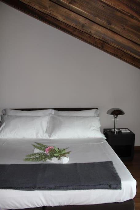 Toldino House 4 Min By Car To Holiday home