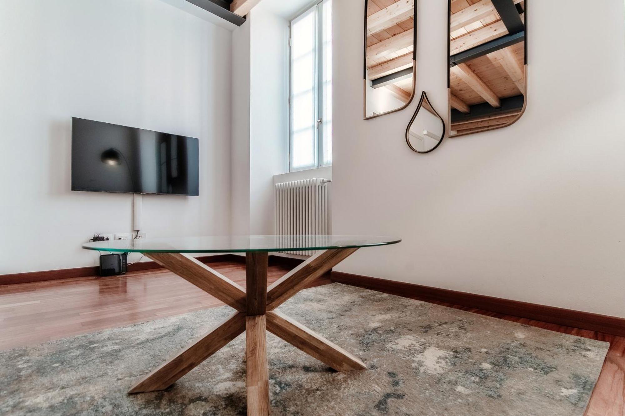 Calicantus Apollo Apartment