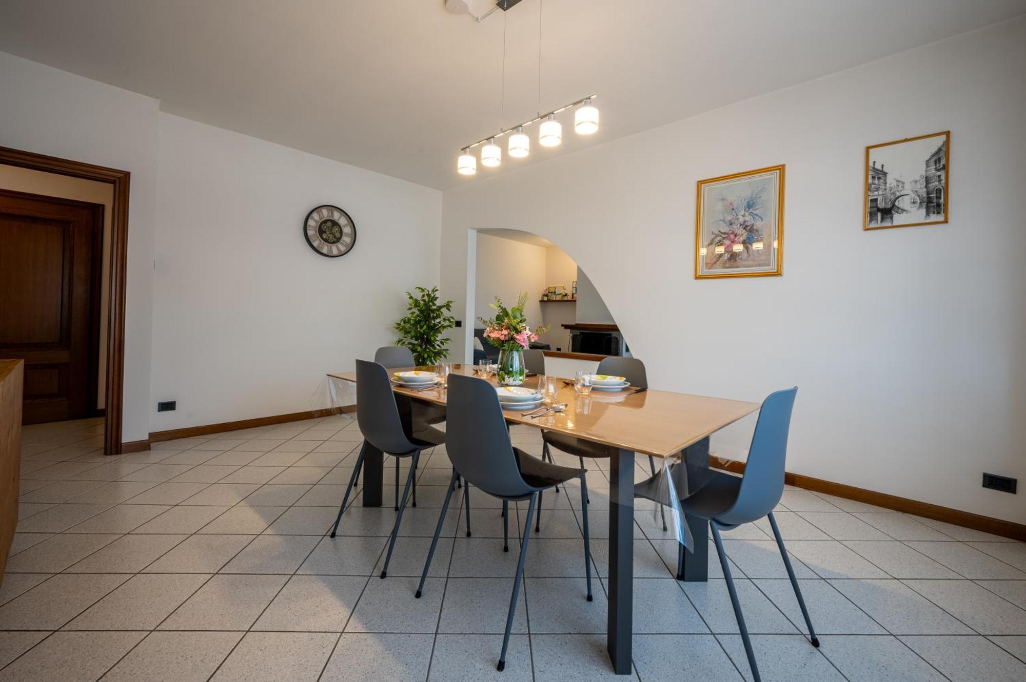 Three Bedroom - View - Larihome A57 *