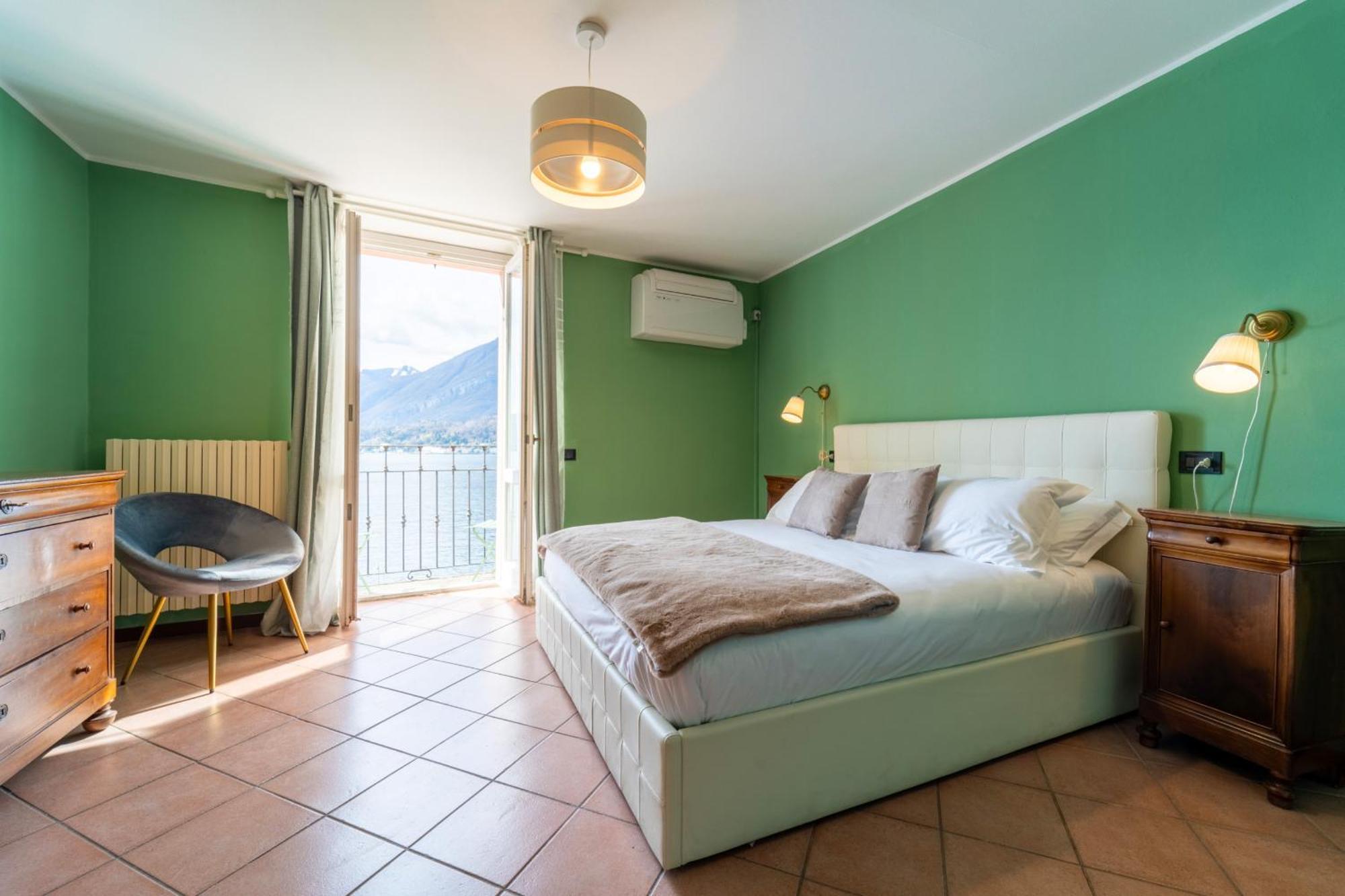 Lakefront Retreat By Wonderful Italy Apartment *