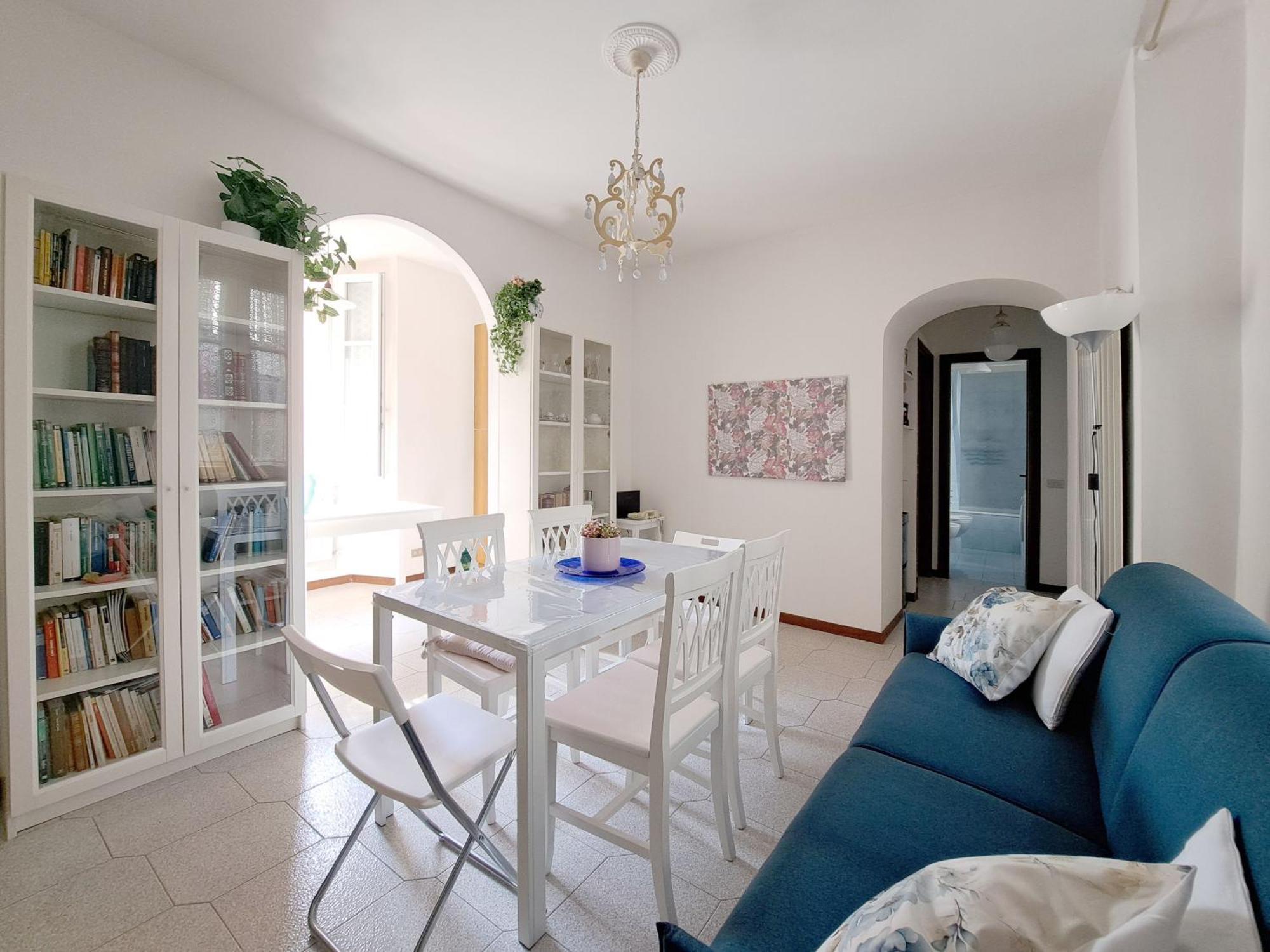 Casa Paola Con Garage Apartment