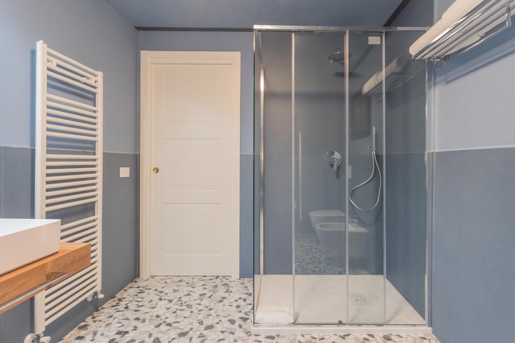 Cinque Giornate 70 By Rent