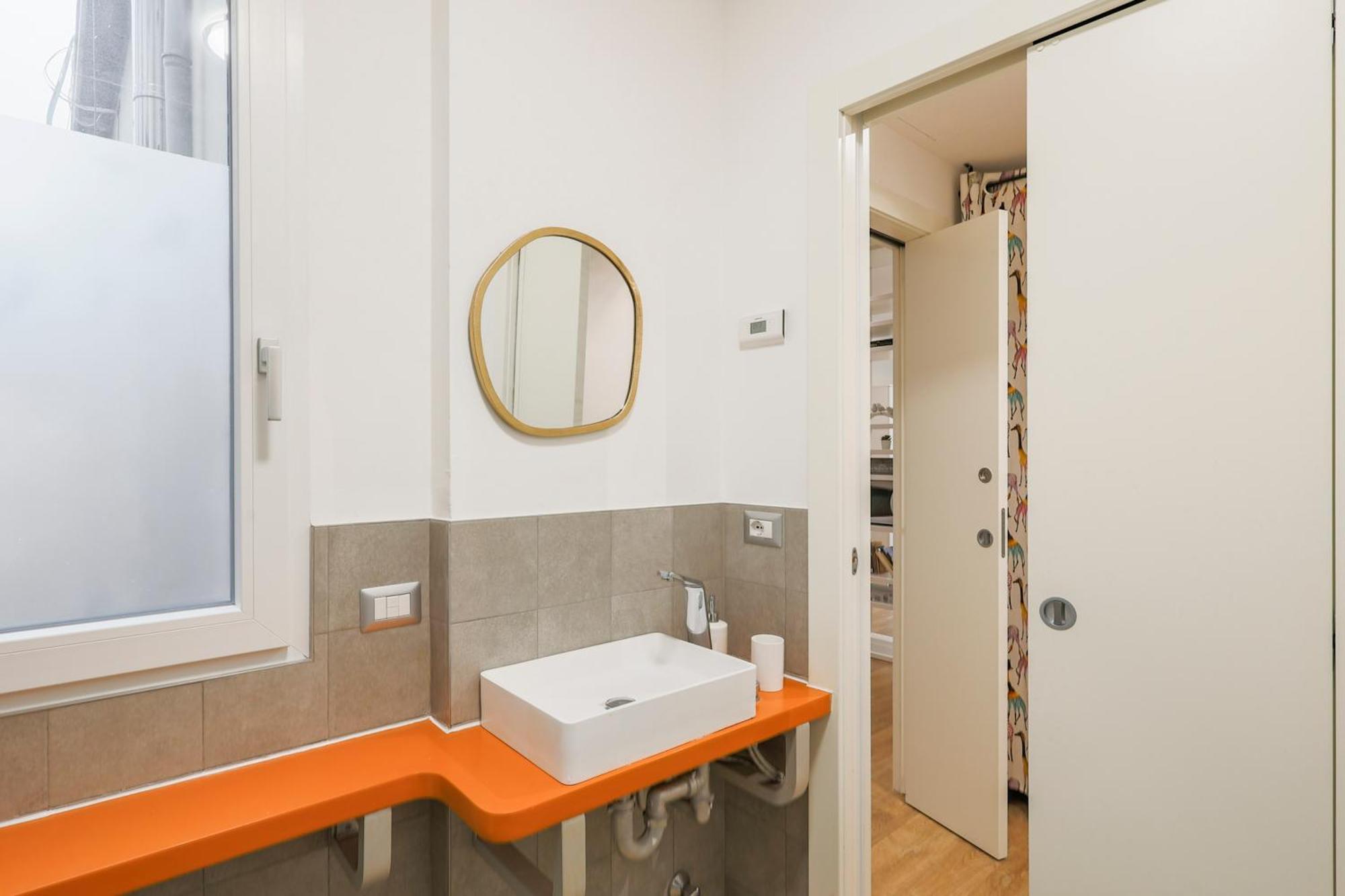 Fuori Le Mura - Balcony & A/c Apartment