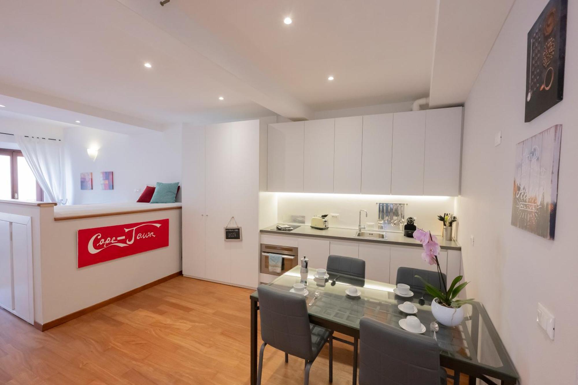46 Santa Marta Apartment *