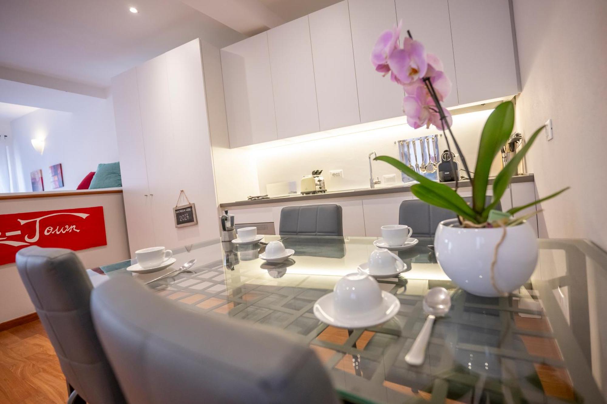 46 Santa Marta Apartment *