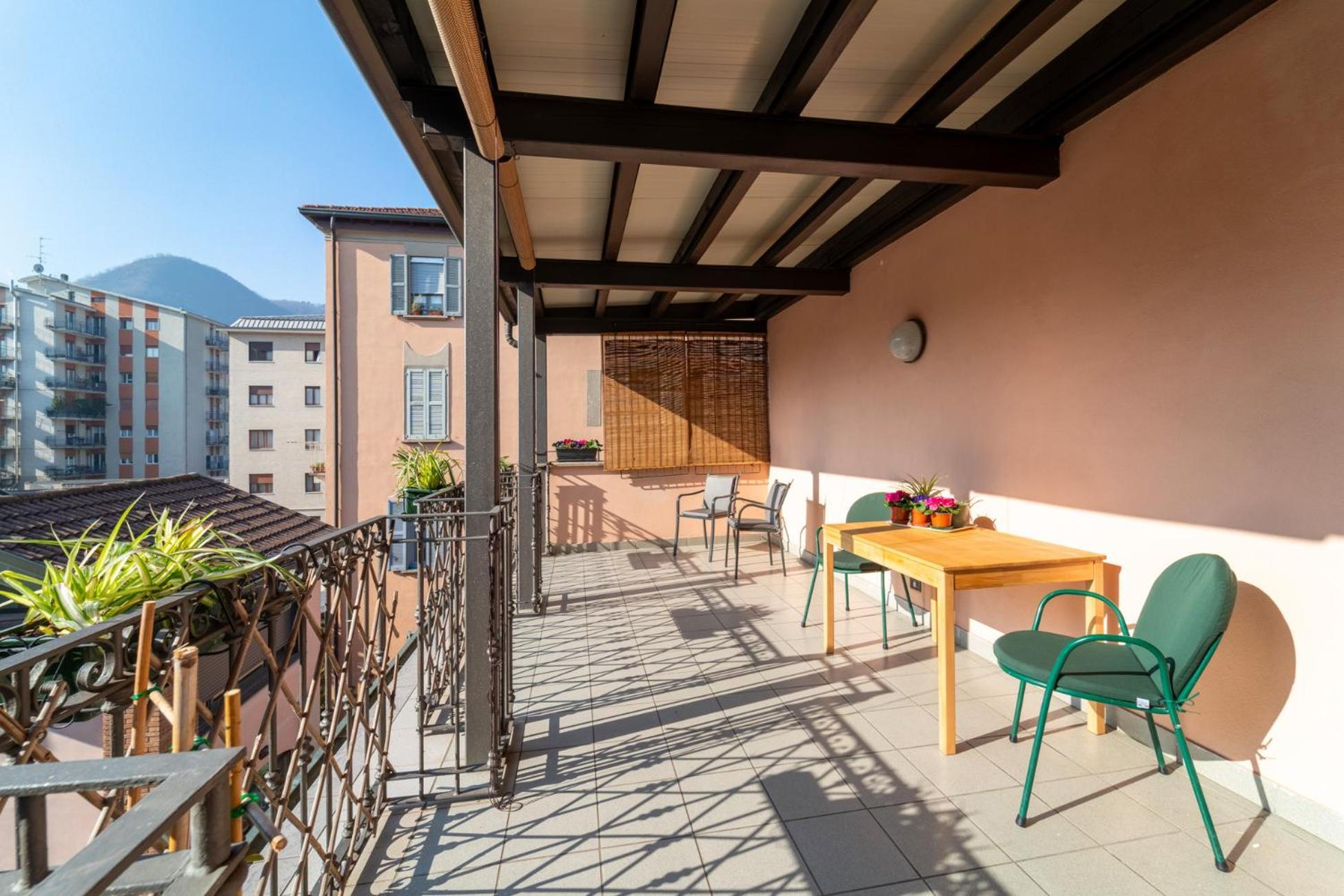 Apartment Gerbett With Terrace By Wonderful Italy Como