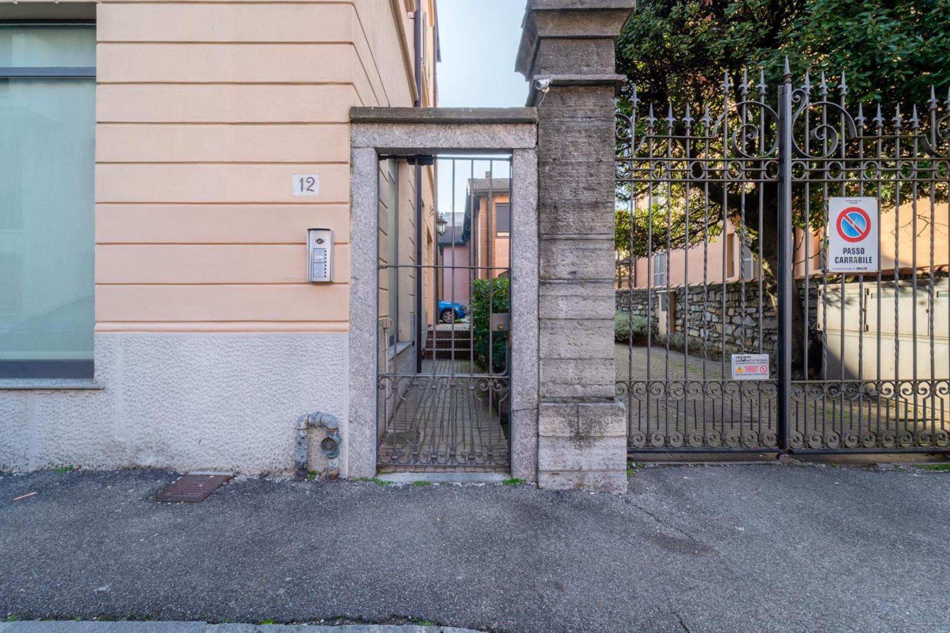 Gerbett With Terrace By Wonderful Italy