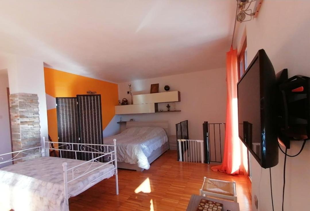 Apartment Ulivi On The Dongo