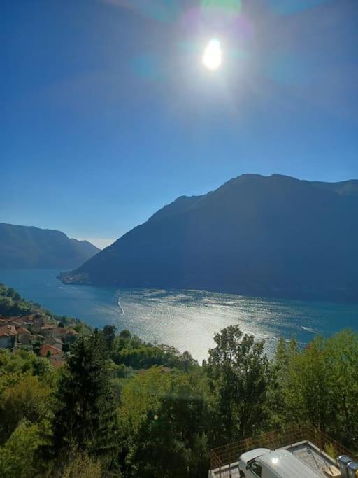 Como Lake Panorama, * Nesso
