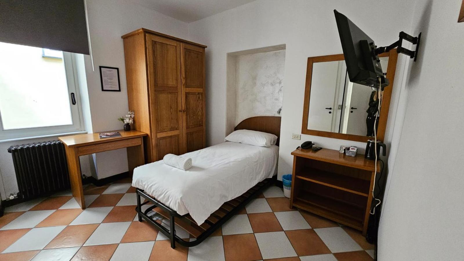 Montecodeno Hotel 3*