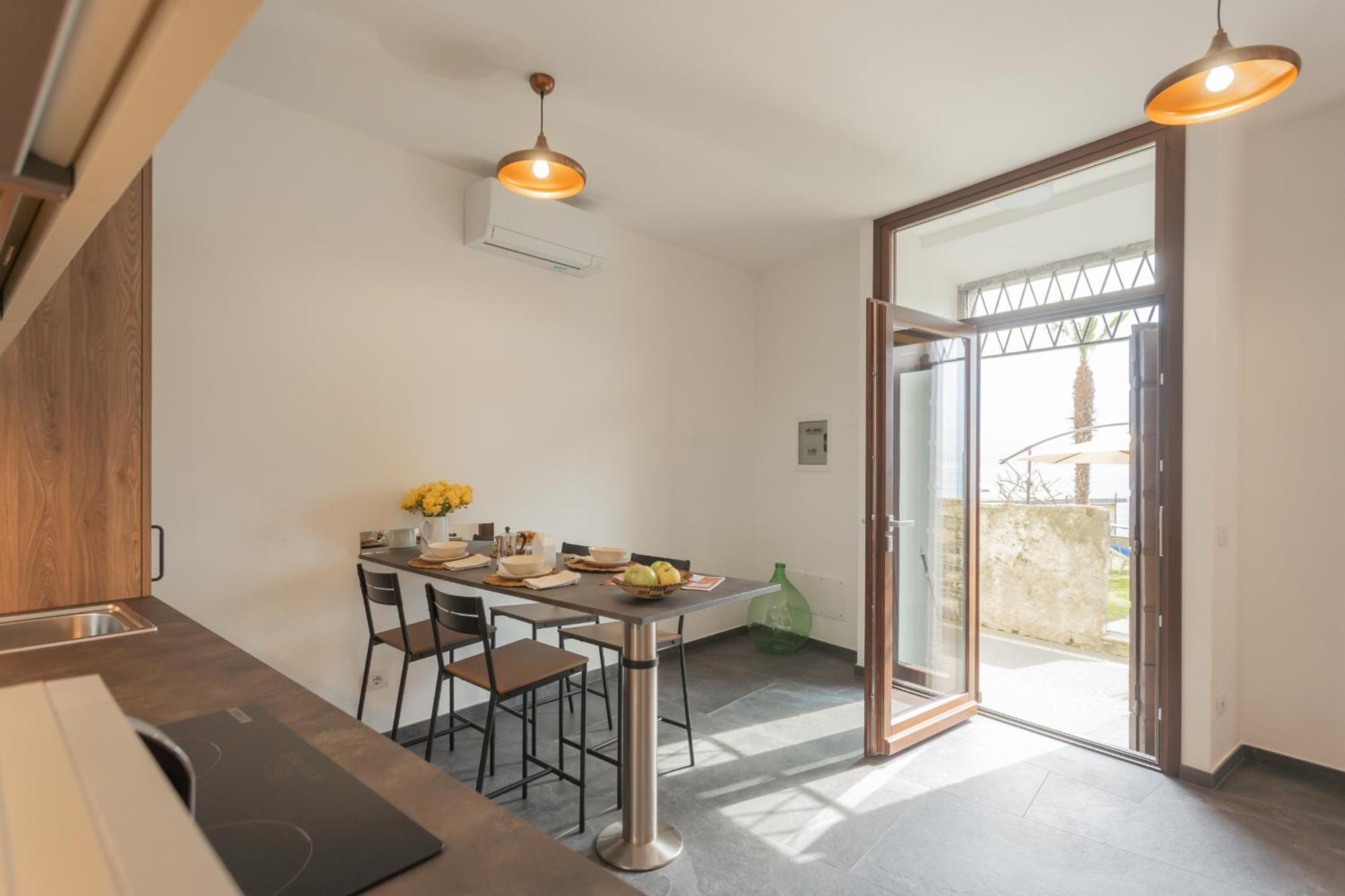 Appartamento Cozy Nest On The By Rent *