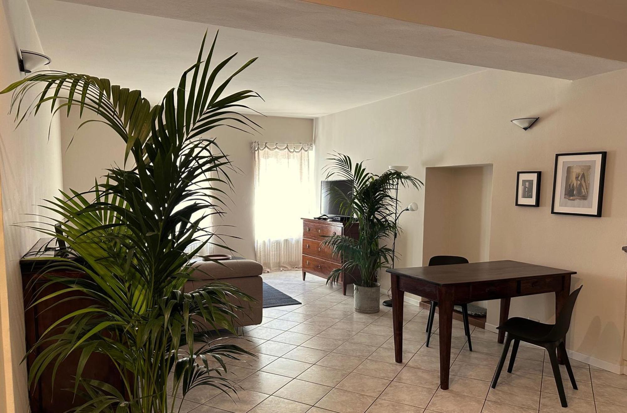 Holiday Curt De L'elba With Private Garden And Parking - Apartment *