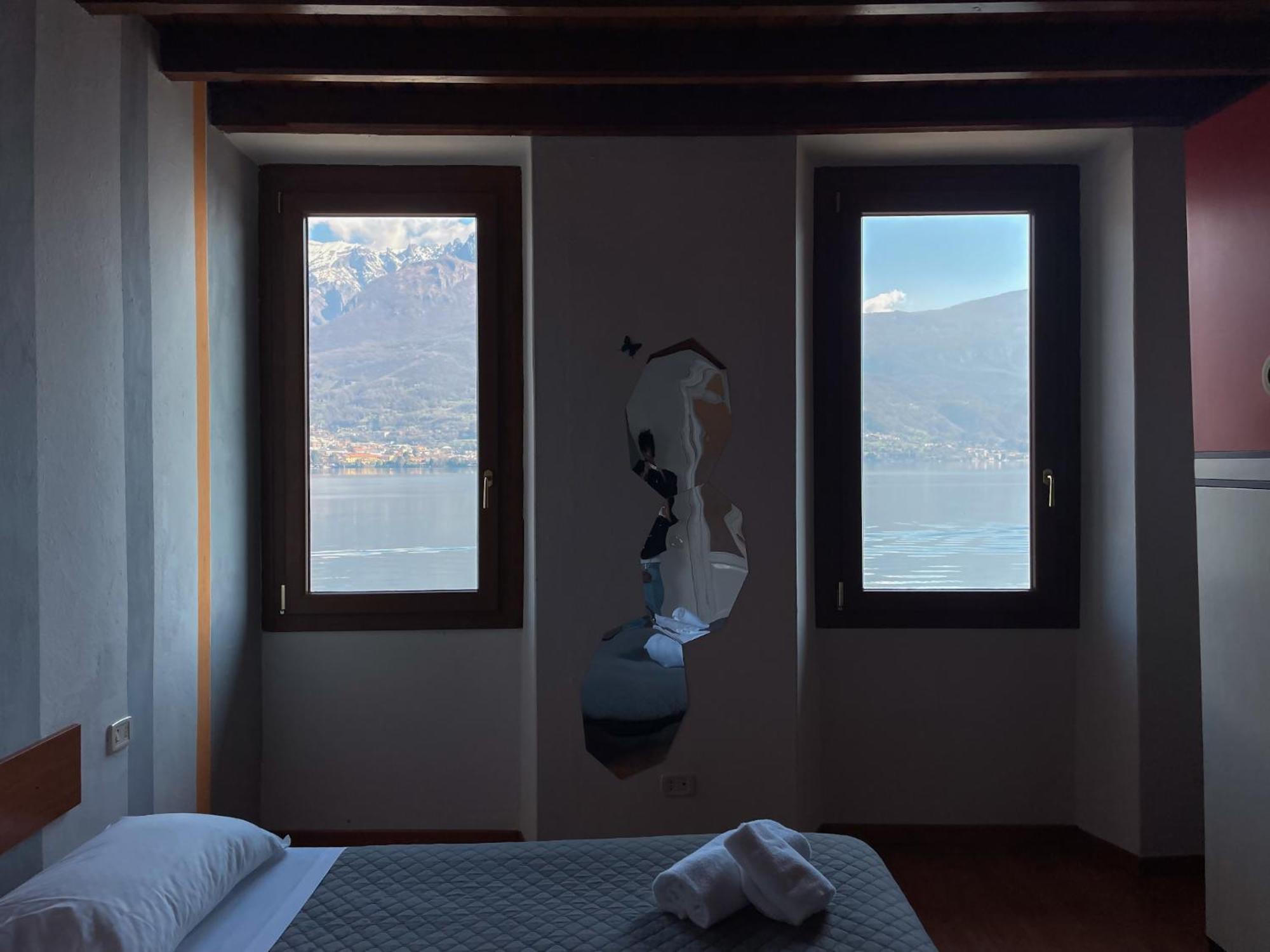 Renzo E Lucia Lake View