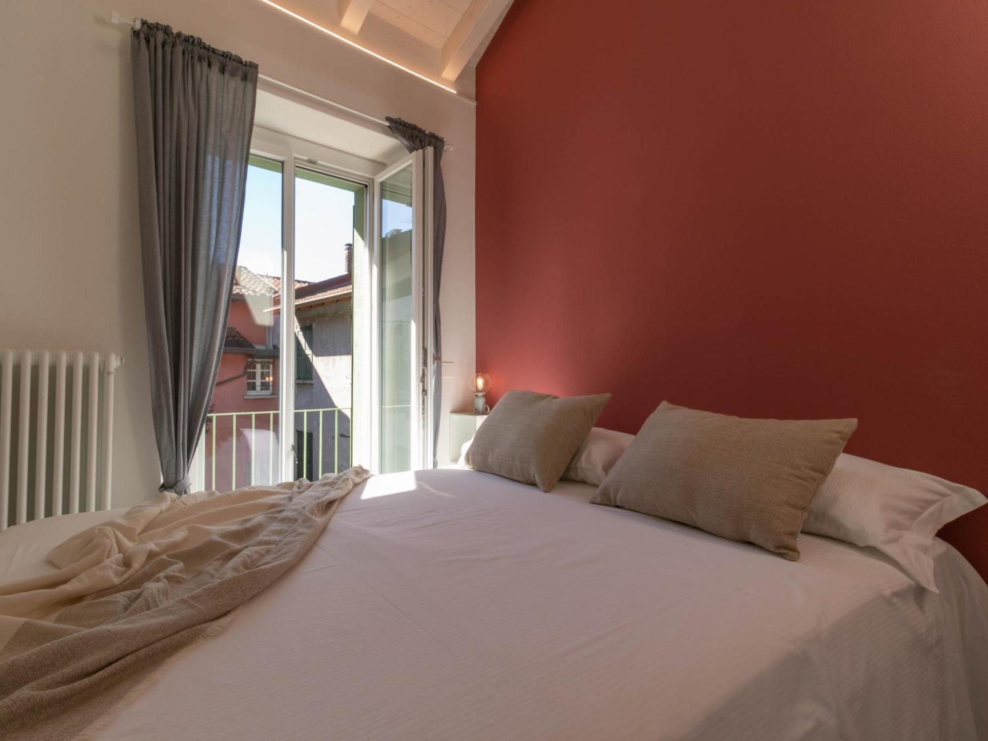 Mamma Ciccia - Modern In The Historic Centre * Mandello del Lario