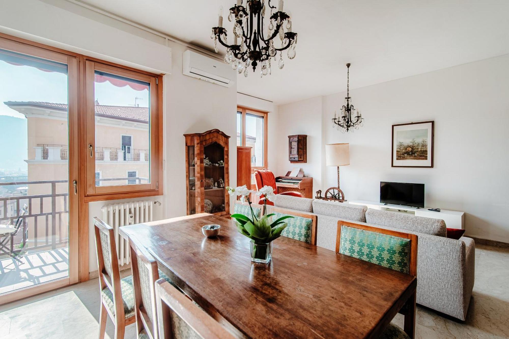 Sweet On The Lake - Downtown Apartment Como