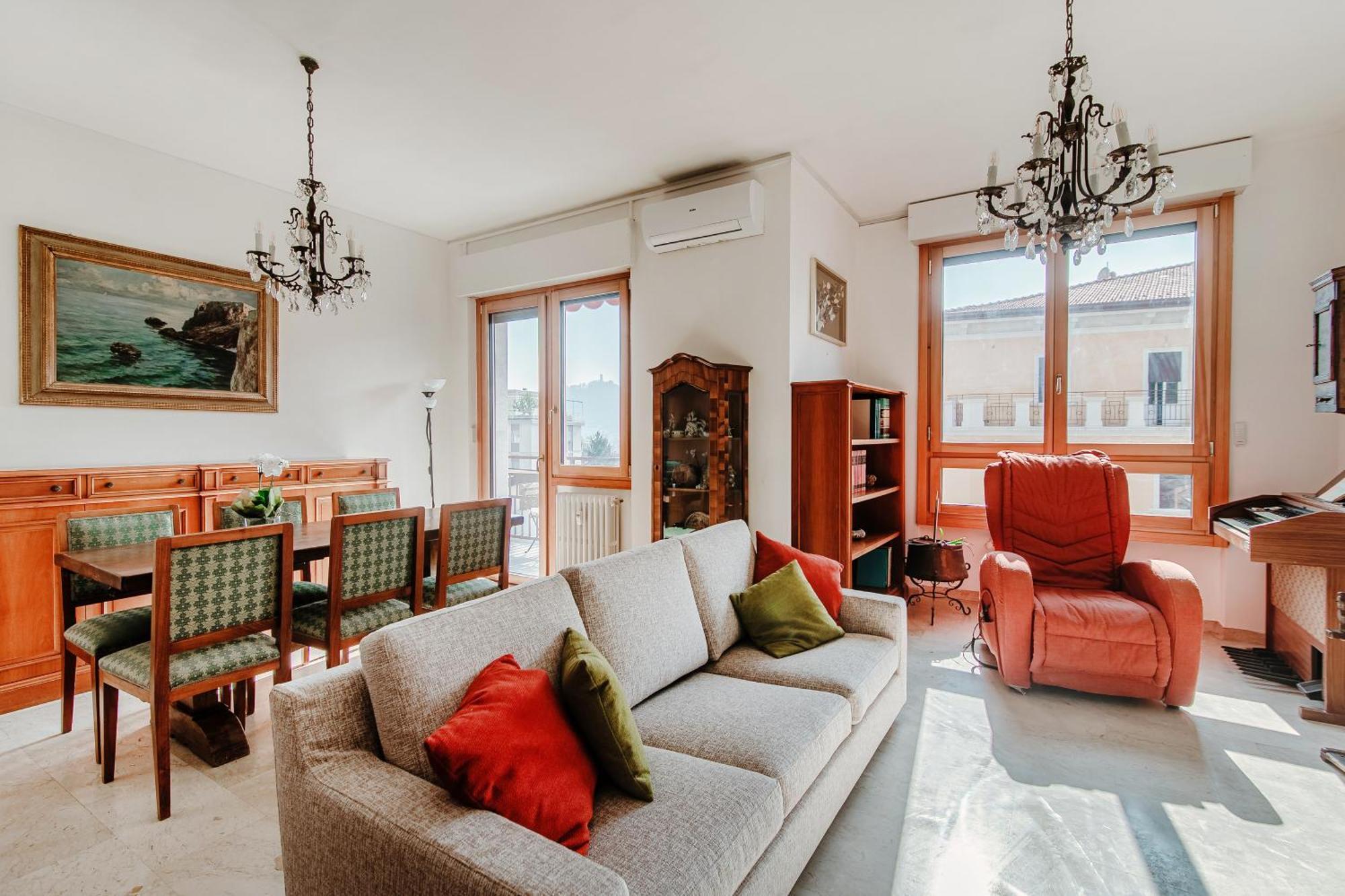 Apartment Sweet On The Lake - Downtown *
