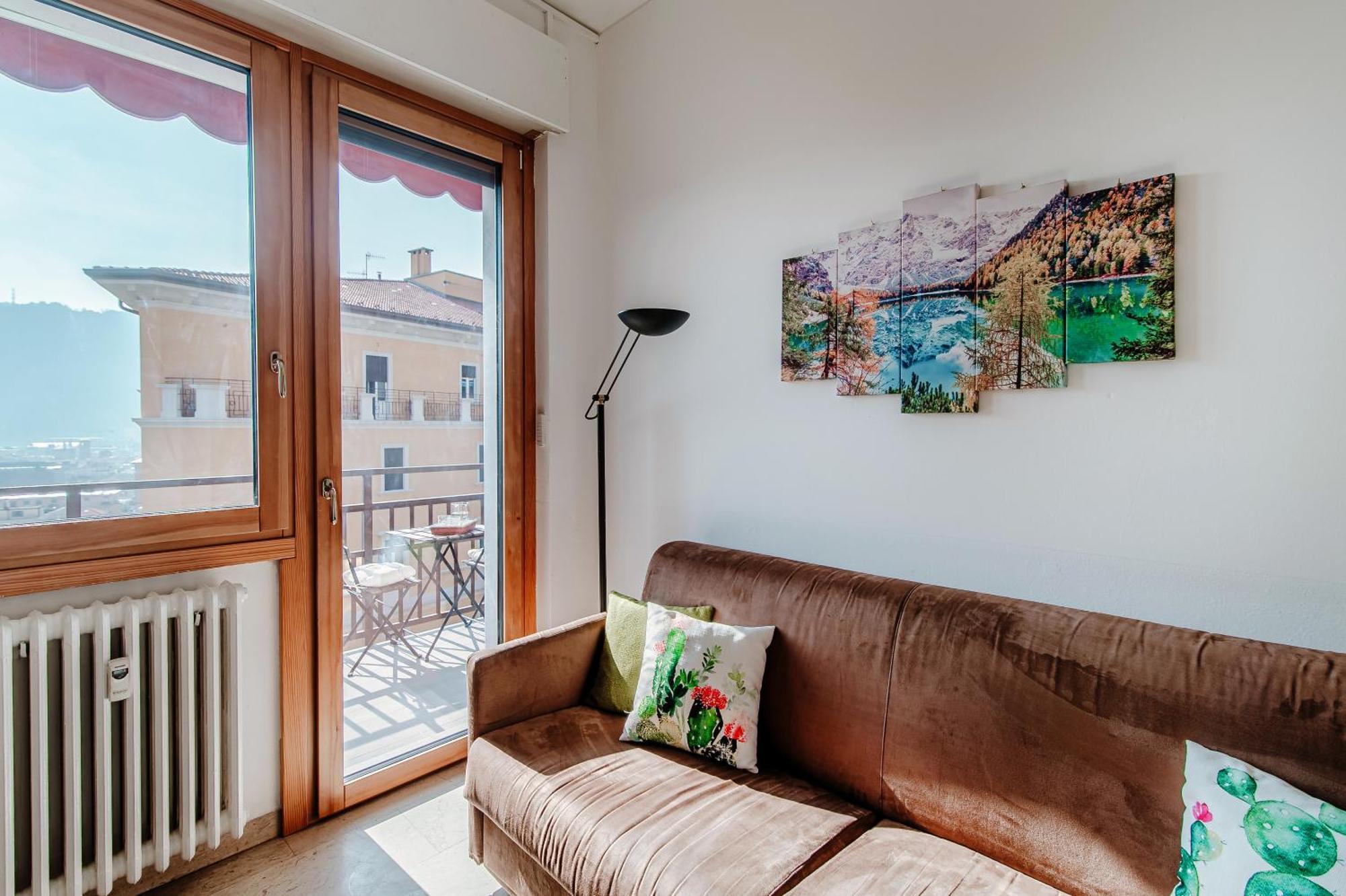 Sweet On The Lake - Downtown Apartment Como