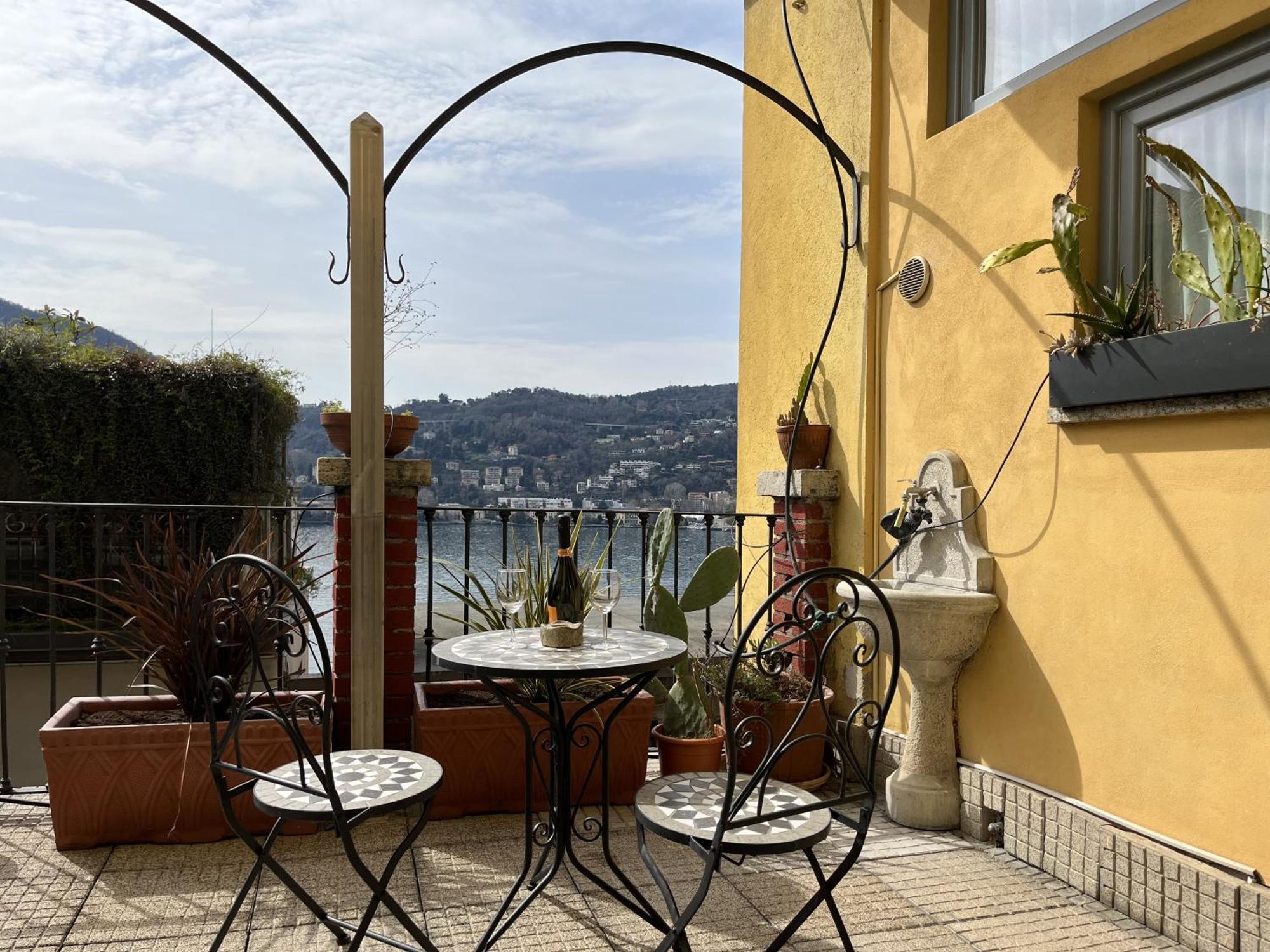 Lakeview - Loft Vista Con Terrazzo Apartment