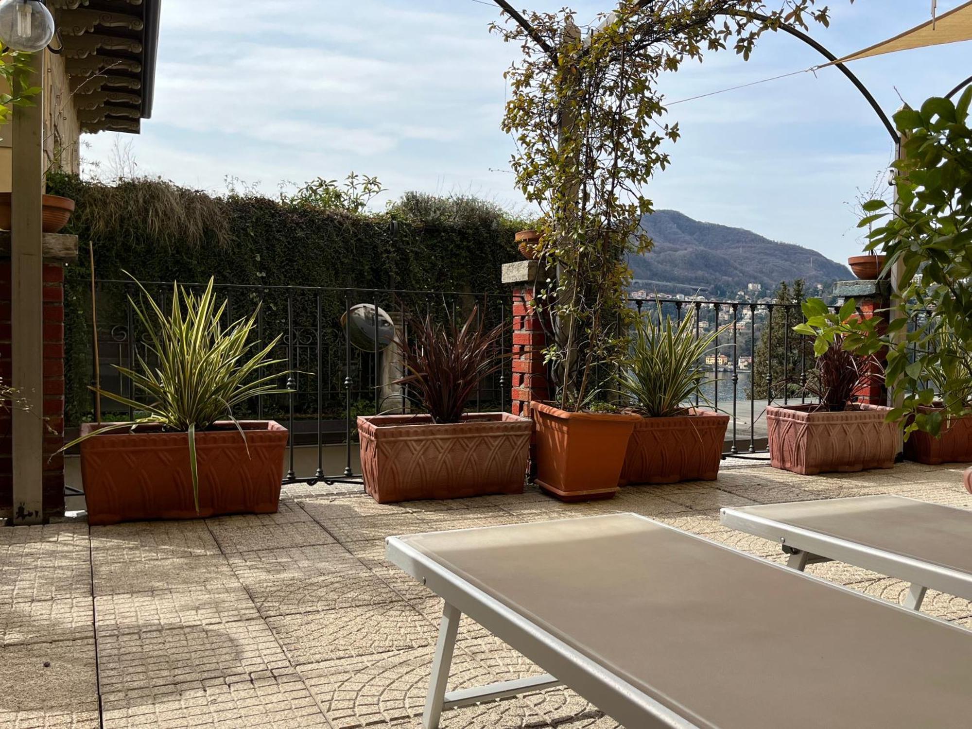 Lakeview - Loft Vista Con Terrazzo Como