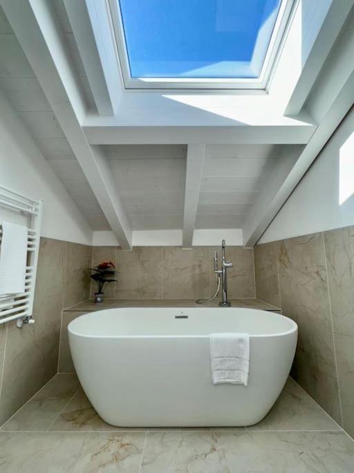 Apt. Aries - Penthouse * Menaggio