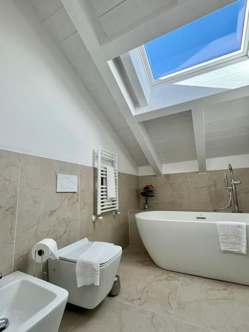 Apt. Aries - Penthouse Apartment Menaggio