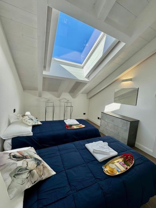 Apt. Aries - Penthouse Apartment Menaggio