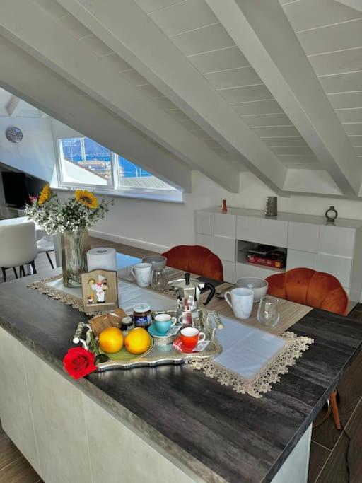 Apt. Aries - Penthouse Apartment *