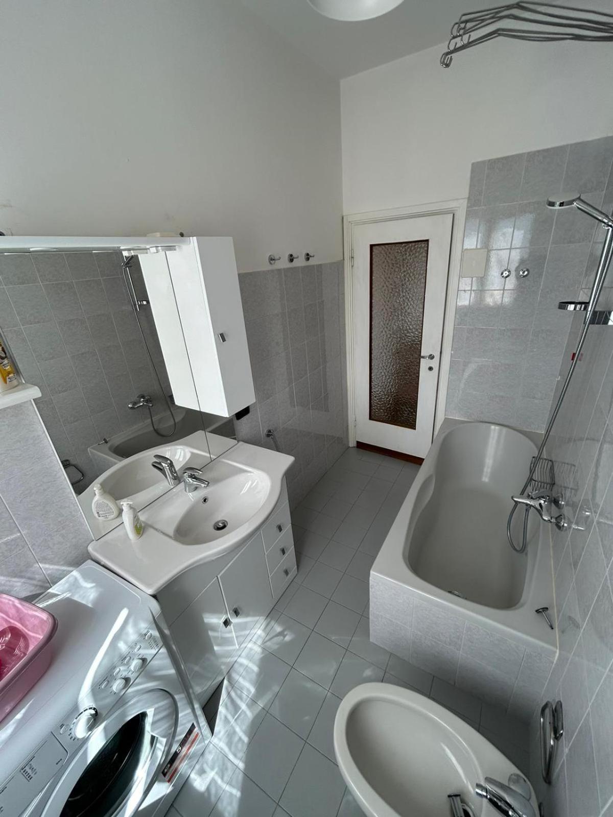 Apartment Dolce - Fantastic View -free Wi-fi & Late Check-out