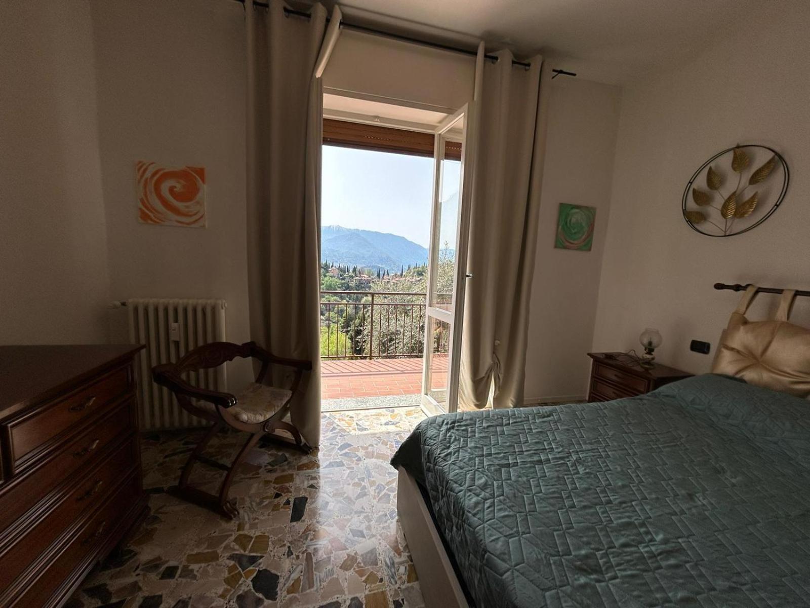 Dolce - Fantastic View -free Wi-fi & Late Check-out Apartment