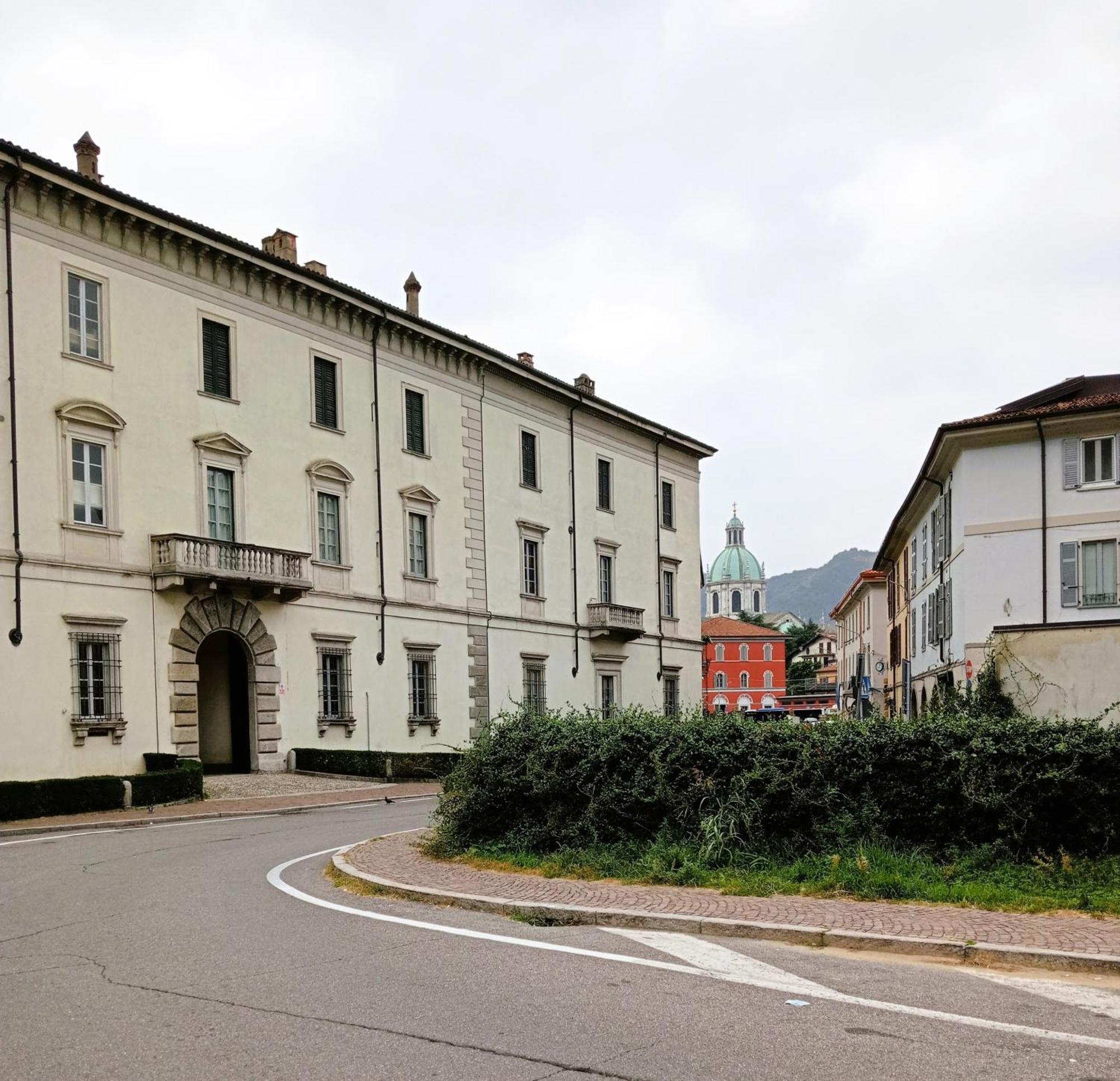 Amendola View Moderna Apartment Como
