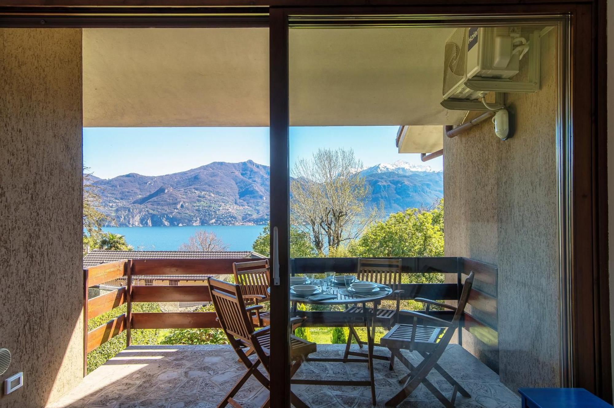Sunlight Apartment Menaggio