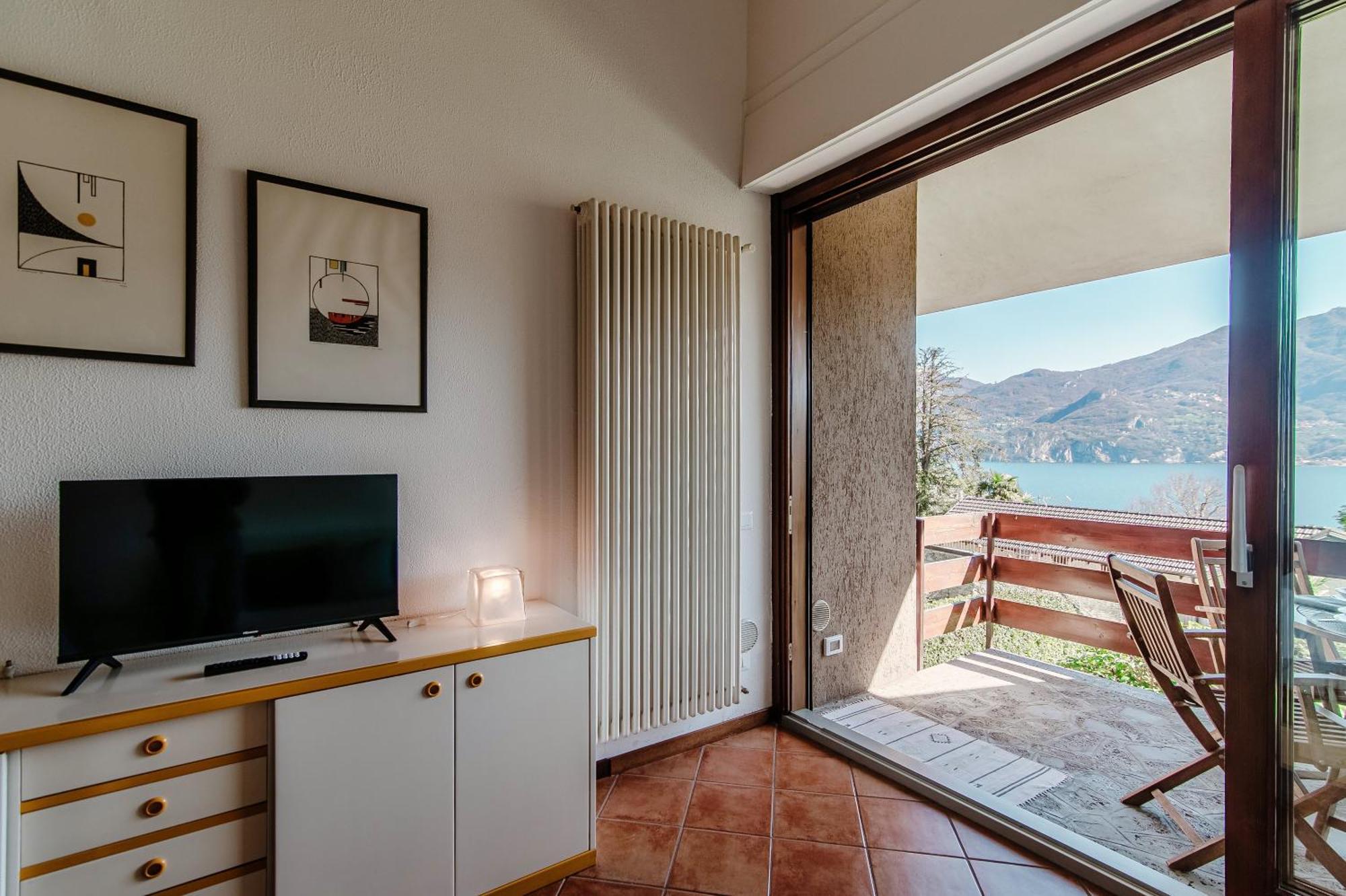 Sunlight Apartment Menaggio