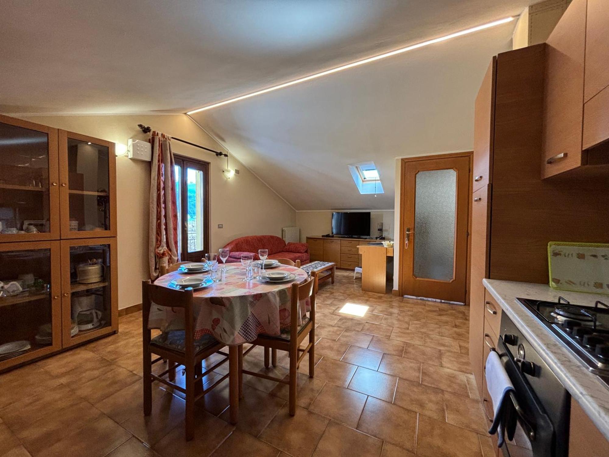 Apartment Casa Sonia - Larihome A52 Dongo