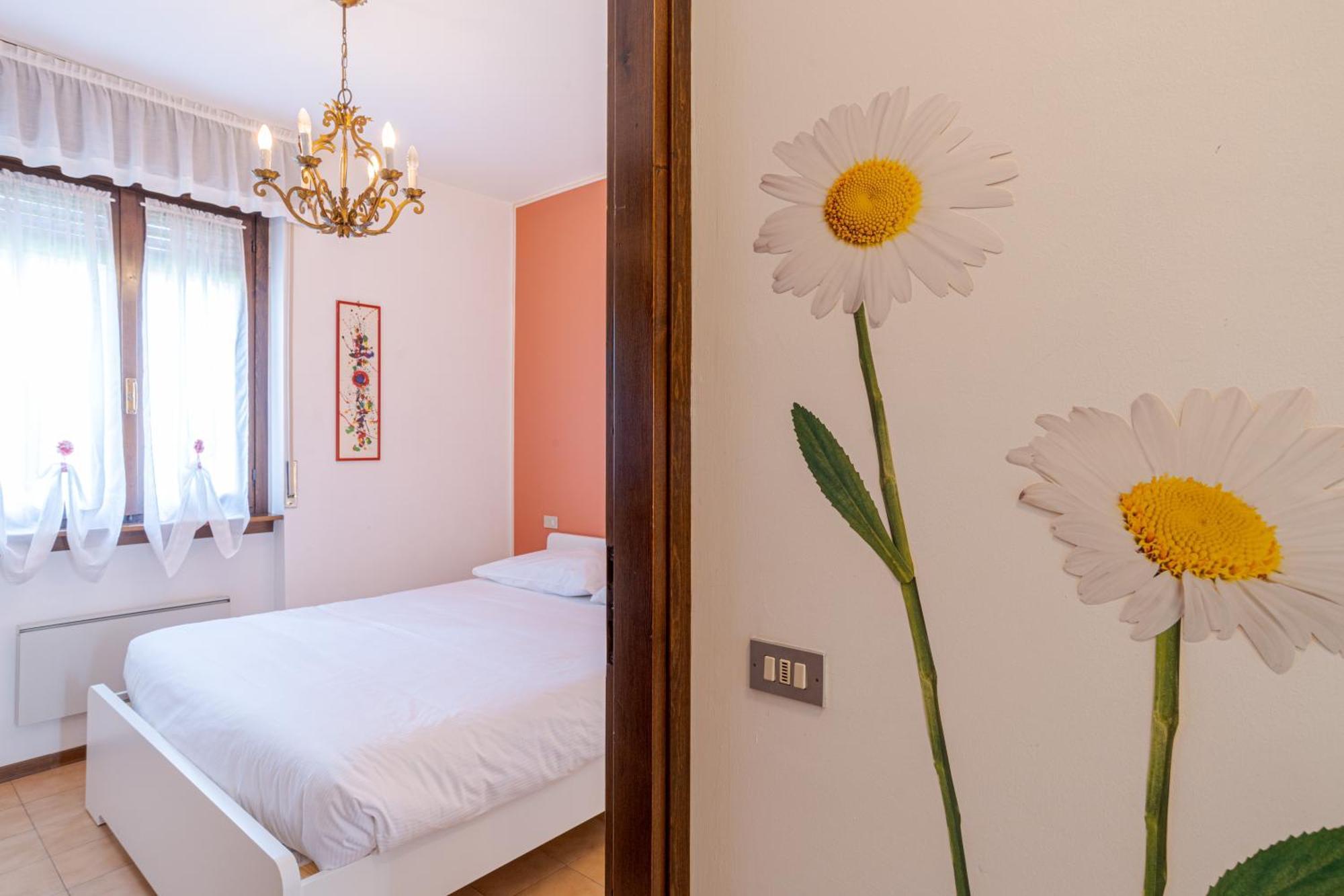 Apartment Cozy - W/ Veranda & Private Parking Menaggio