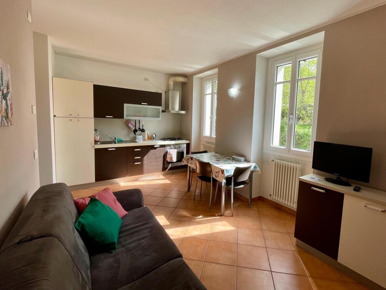 Ai Crotti Apartment Dervio