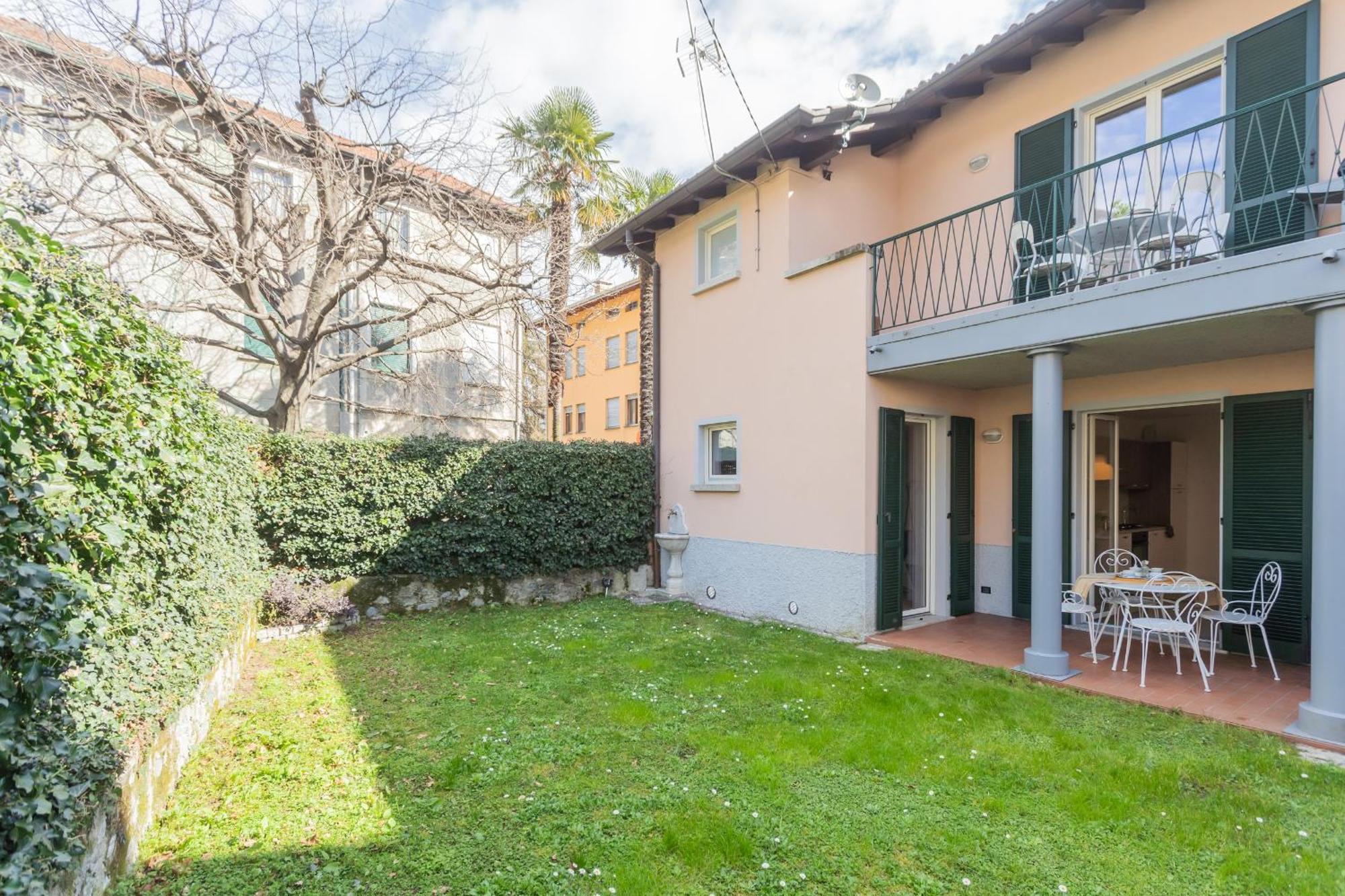Ponente Balcony & Garden By Rent * Gravedona