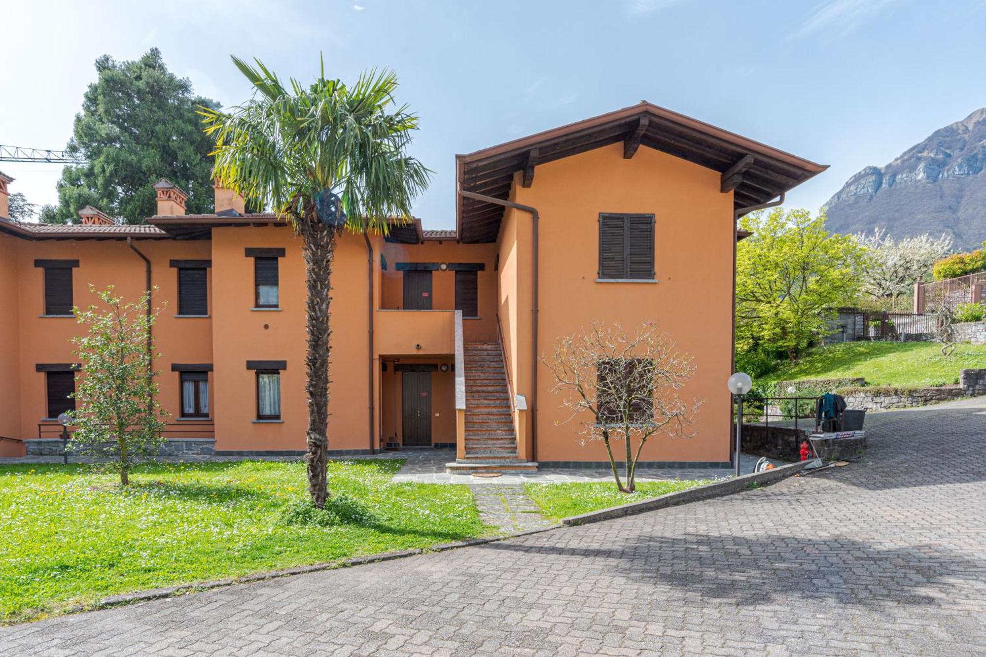 Apartment Cozy - W/ Veranda & Private Parking Menaggio