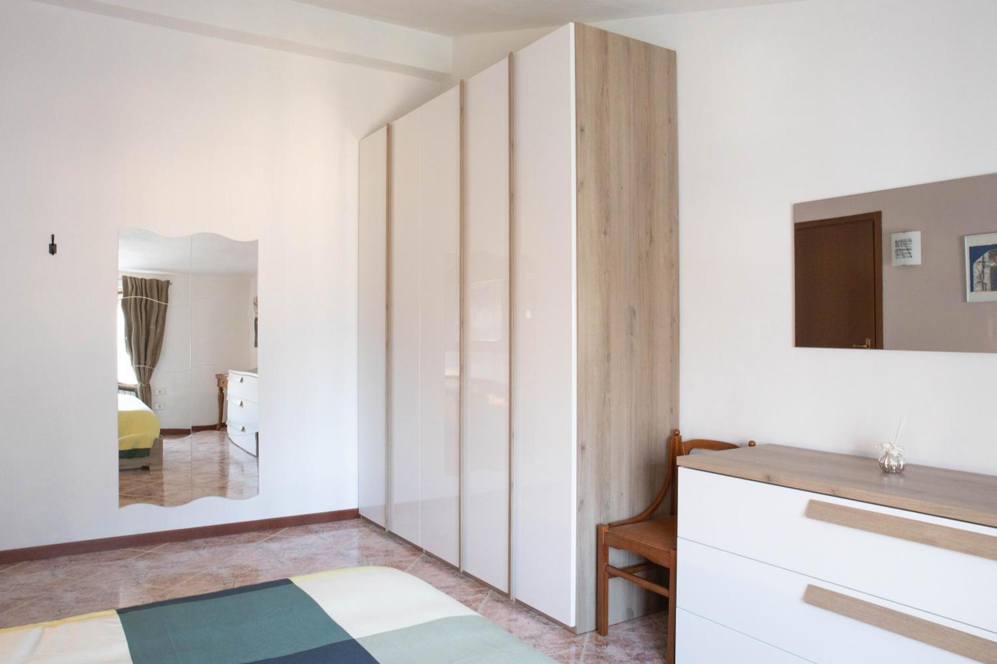 Apartment Silla House - A Due Passi Dal Malgrate