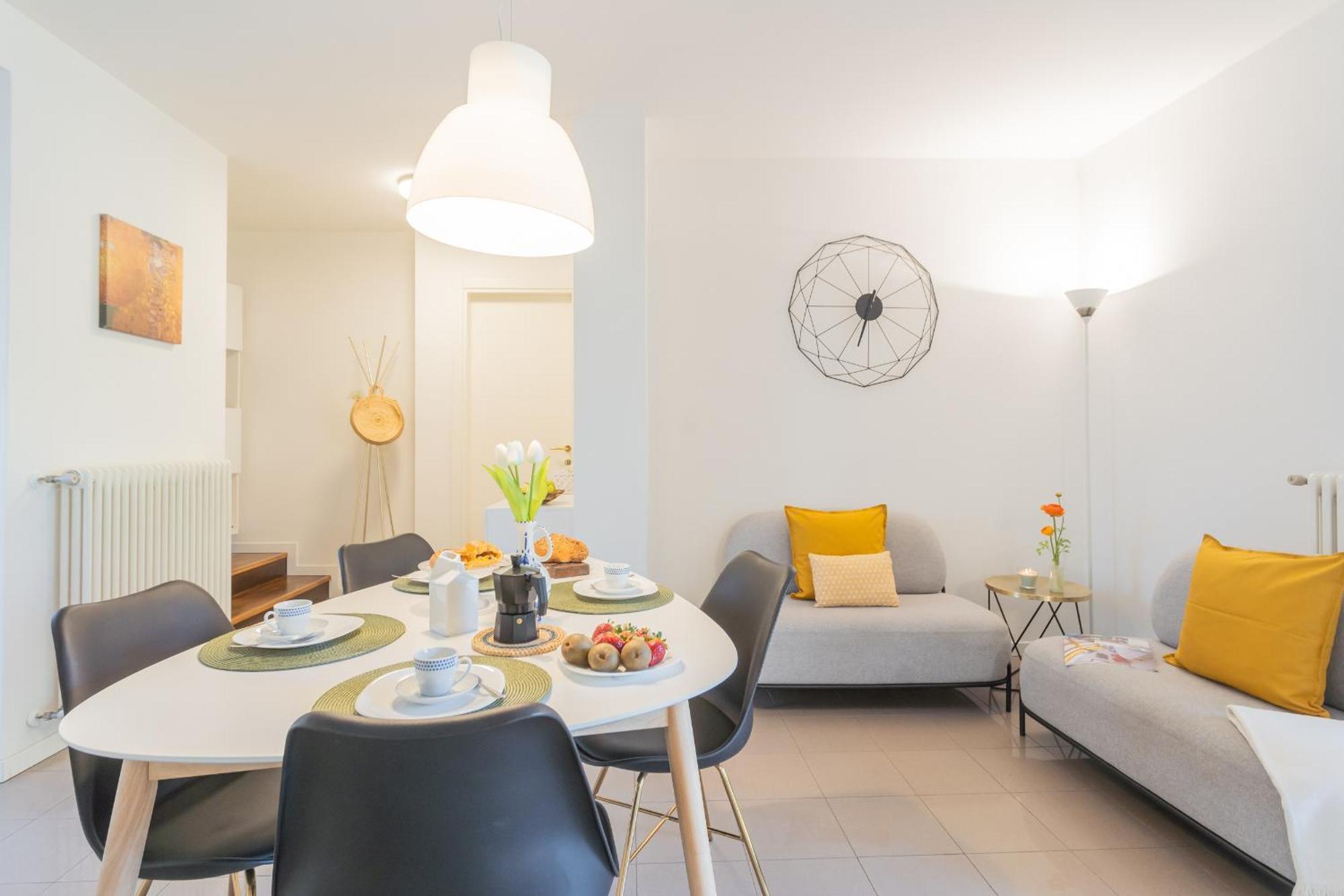 Ponente Balcony & Garden By Rent *