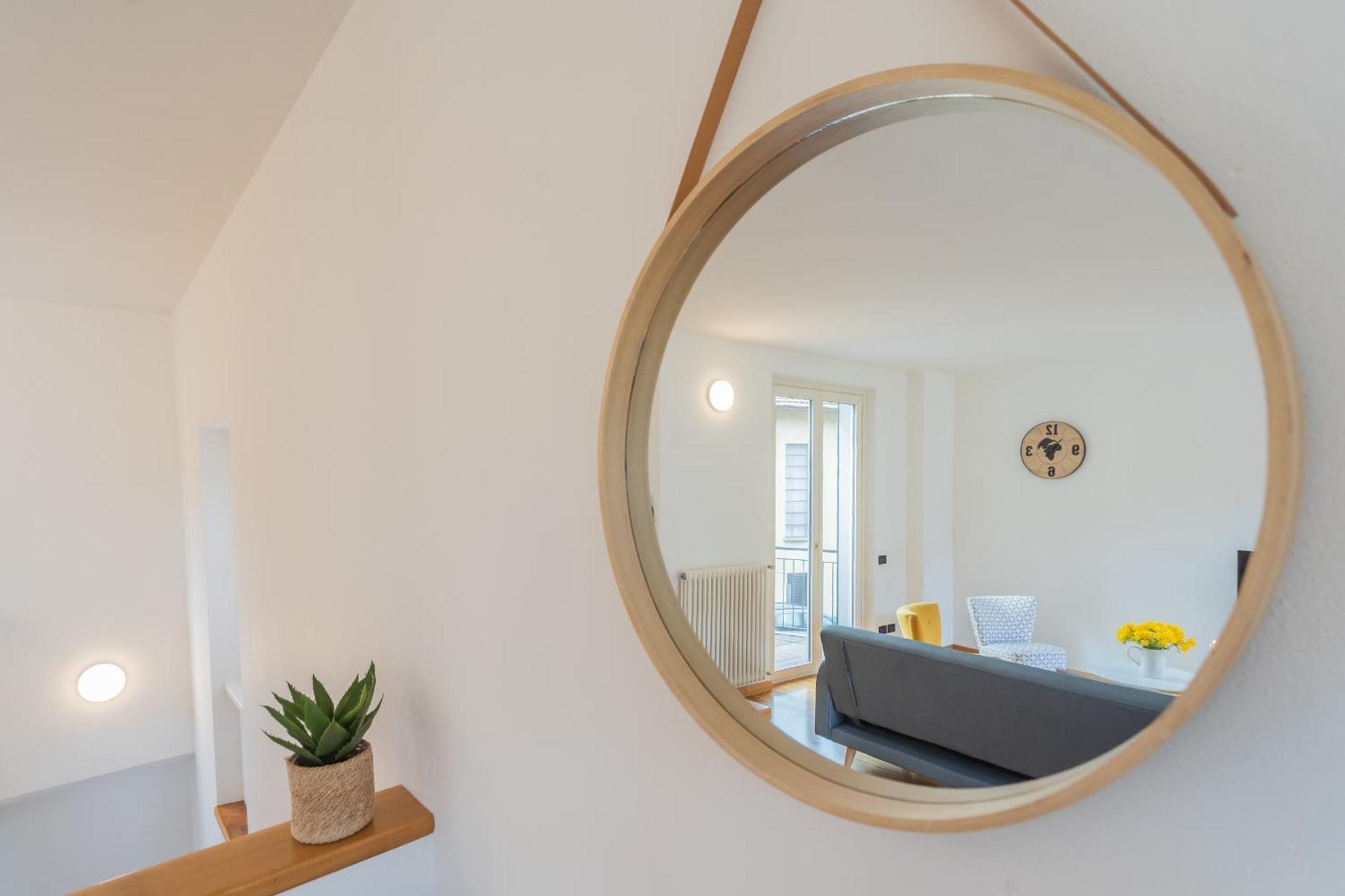 Ponente Balcony & Garden By Rent Apartment *