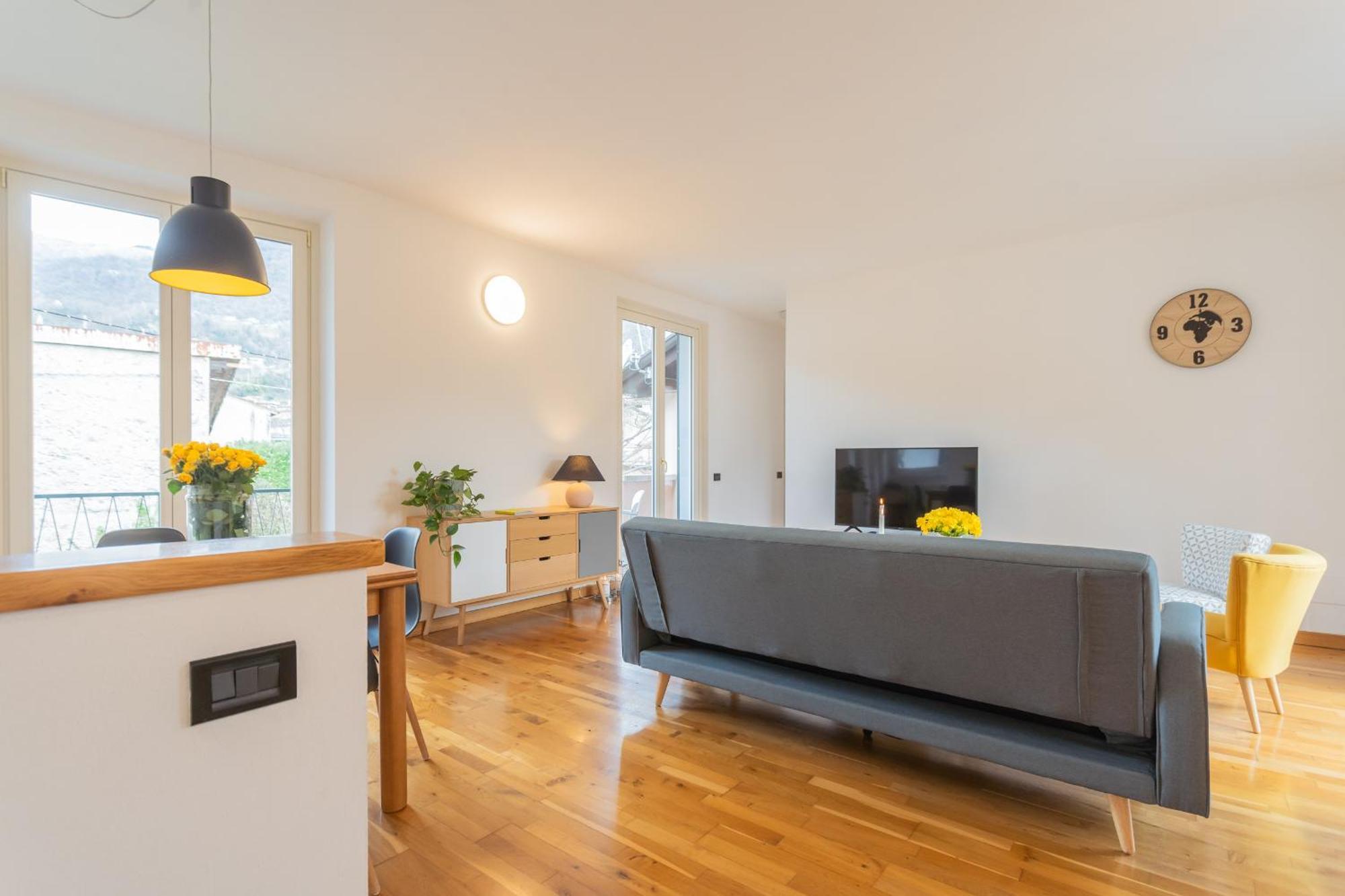 Ponente Balcony & Garden By Rent Apartment *